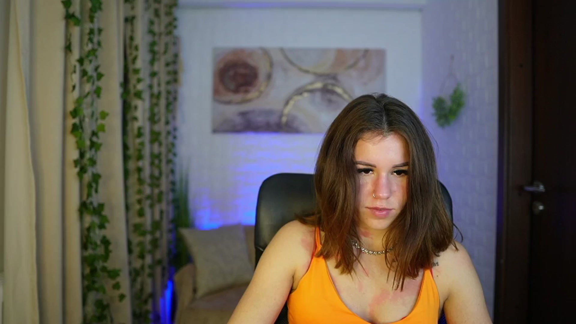 Gallery image thumbnail from Alyssa_Hall's myfreecams stream on, 11/08/2024, 20:43 image 7 of 20