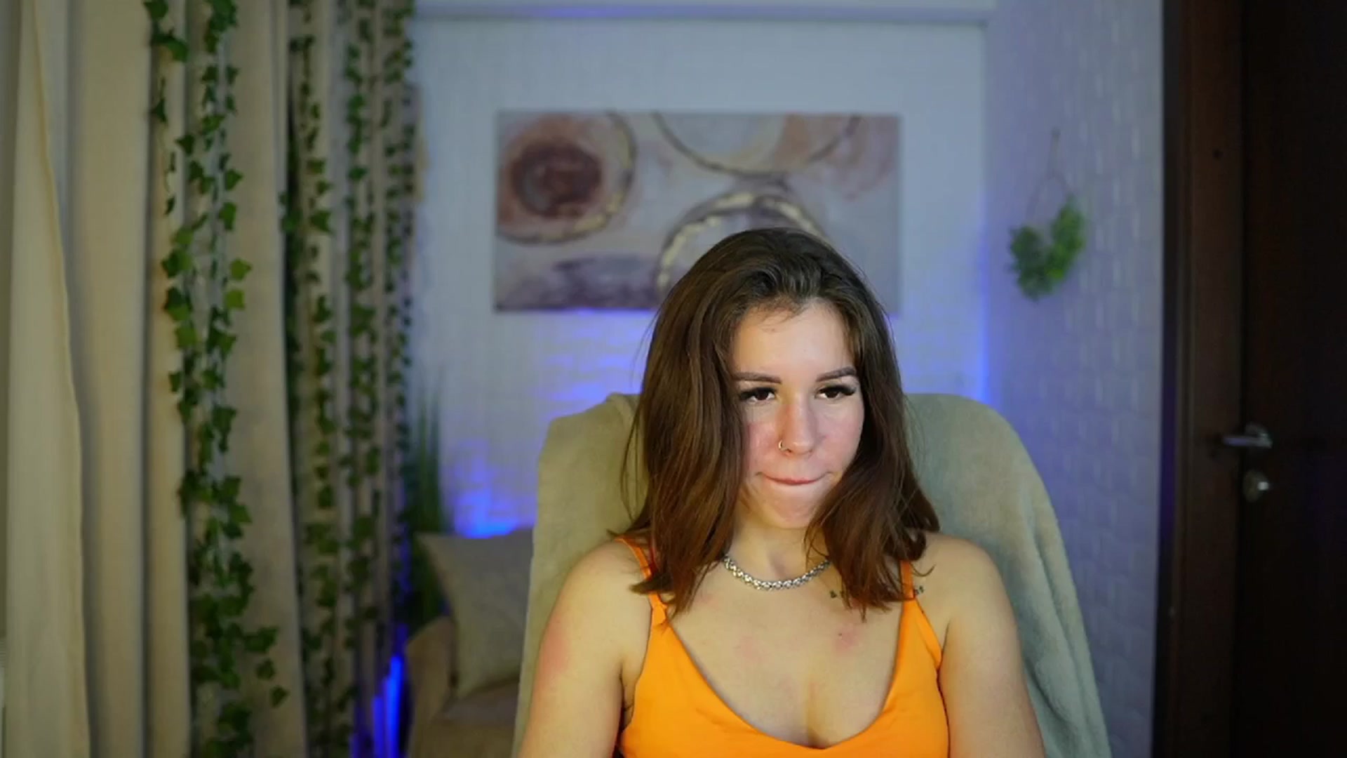 Gallery image thumbnail from Alyssa_Hall's myfreecams stream on, 11/08/2024, 22:48 image 12 of 20