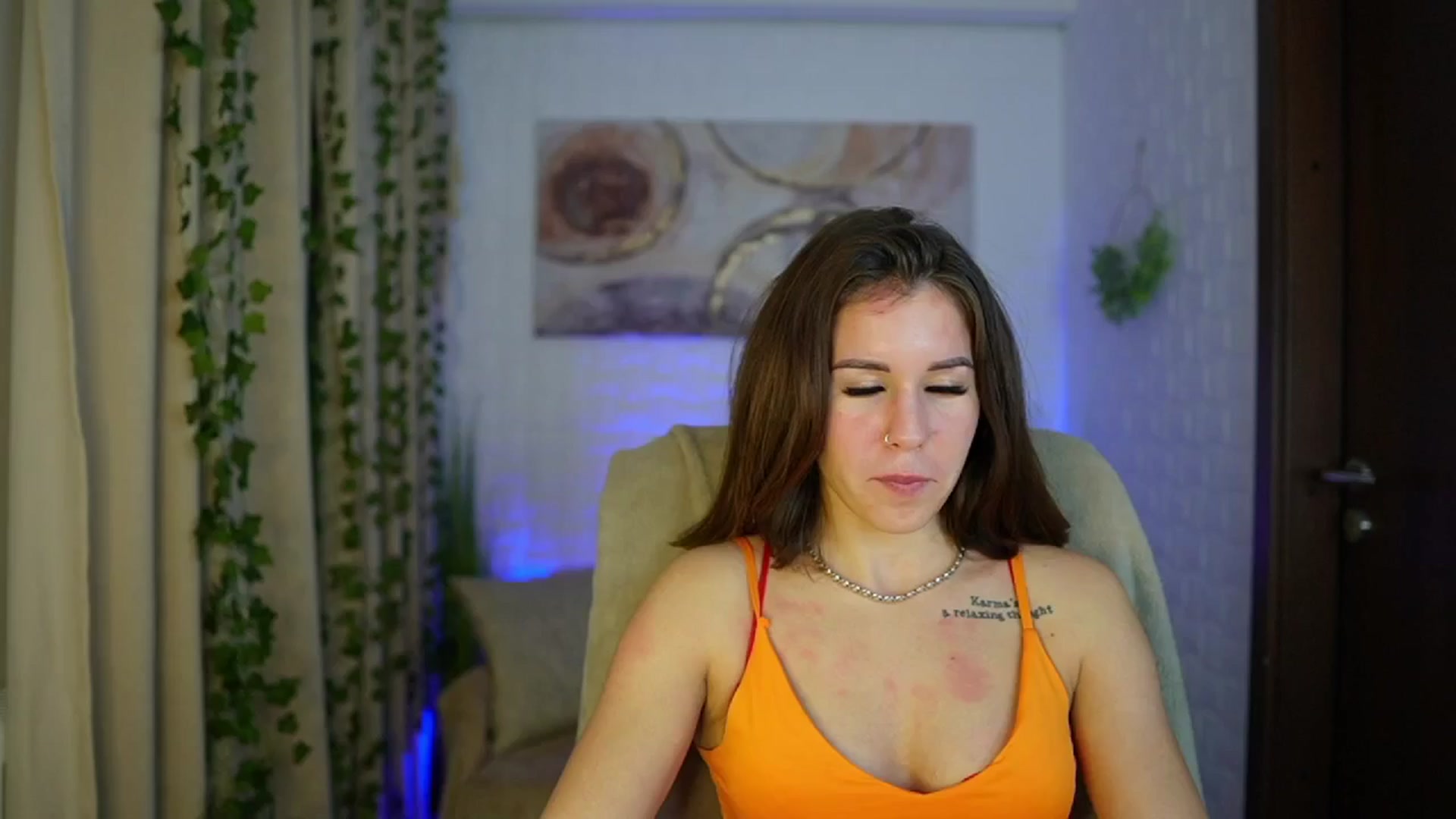 Gallery image thumbnail from Alyssa_Hall's myfreecams stream on, 11/08/2024, 22:48 image 14 of 20