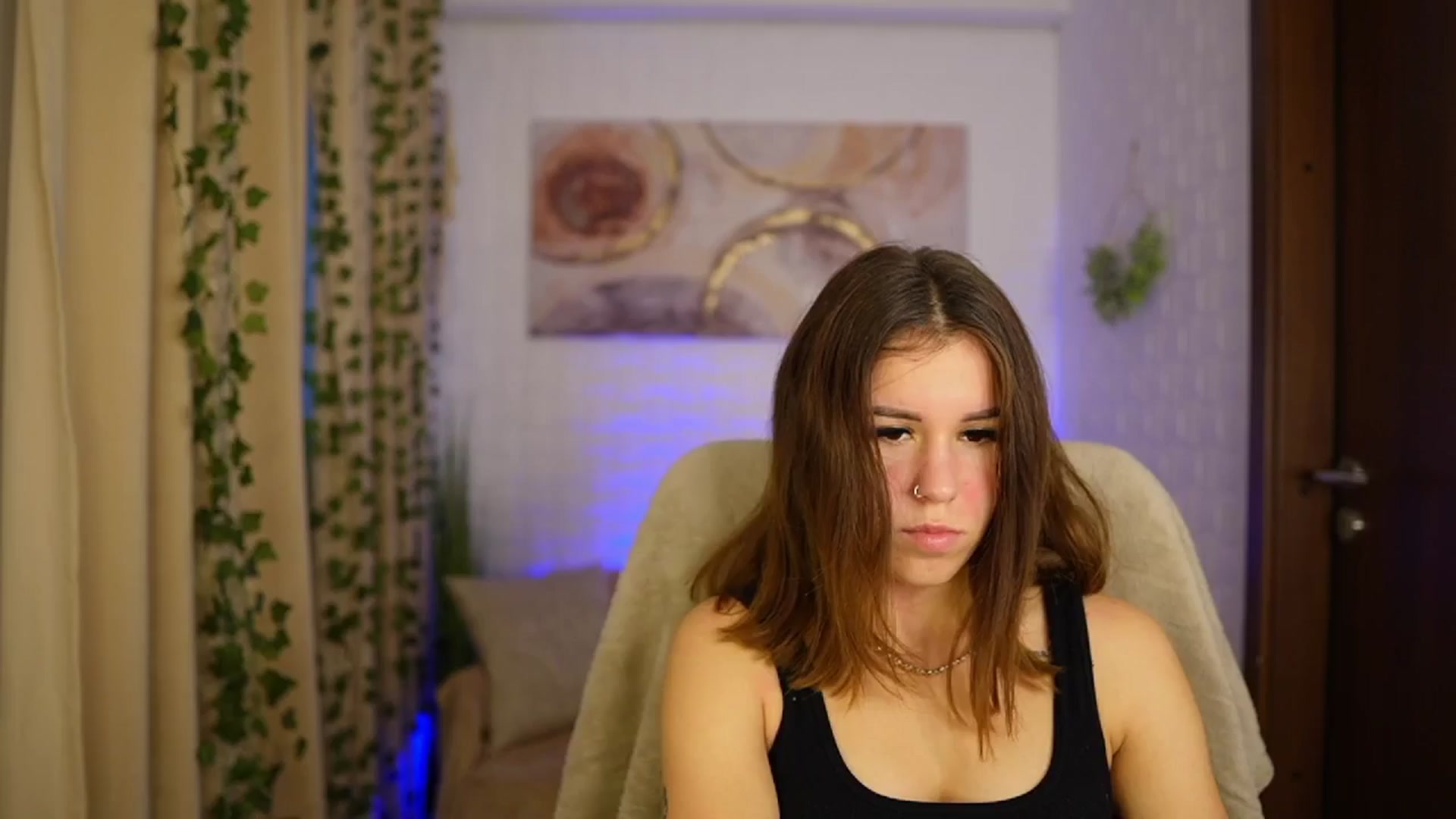 Gallery image thumbnail from Alyssa_Hall's myfreecams stream on, 11/09/2024, 15:24 image 2 of 20