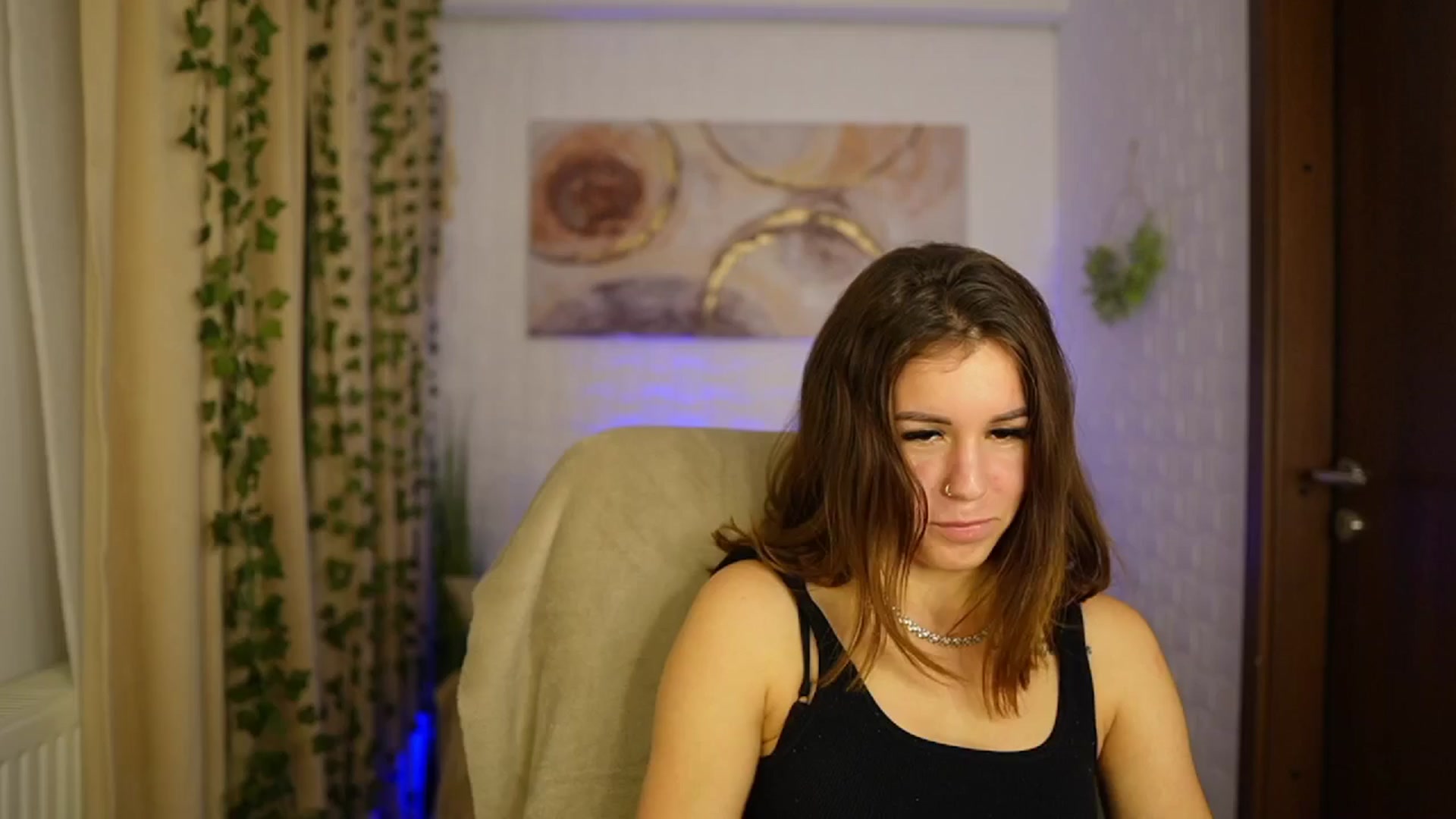 Gallery image thumbnail from Alyssa_Hall's myfreecams stream on, 11/09/2024, 17:53 image 20 of 20