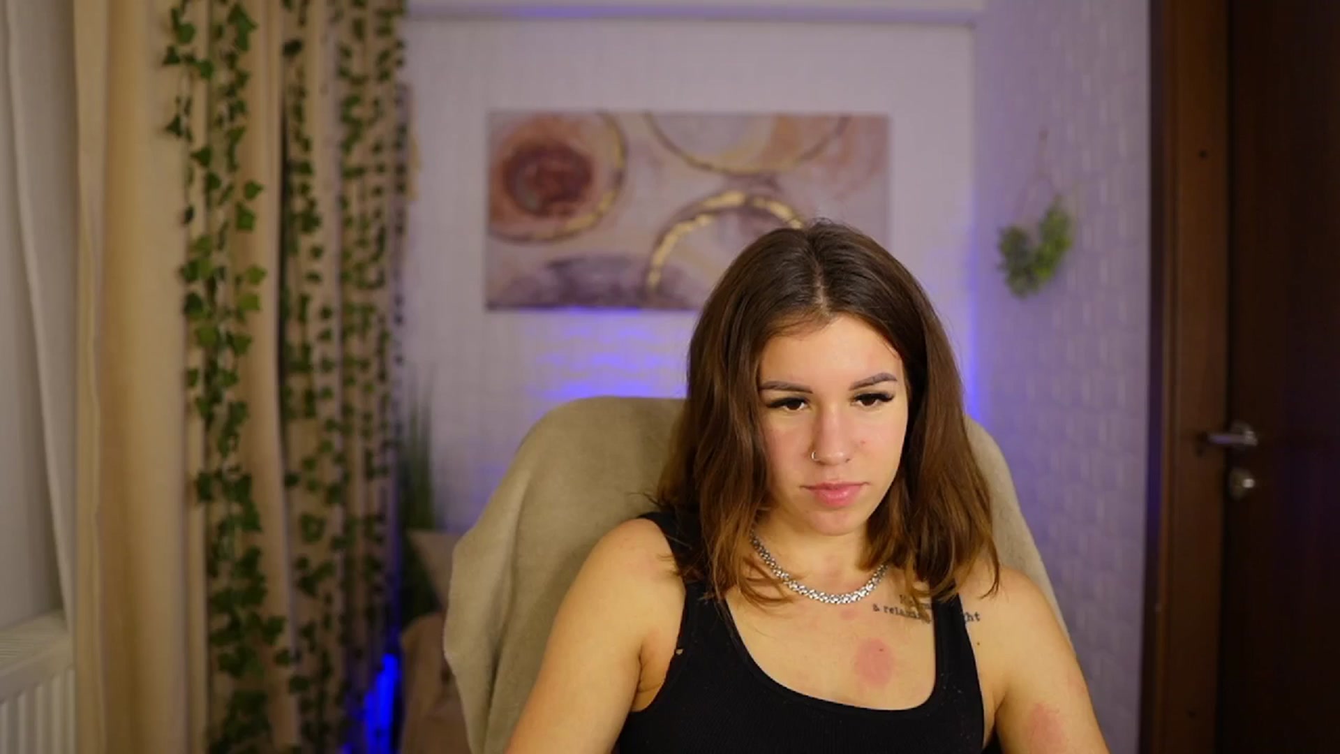 Gallery image thumbnail from Alyssa_Hall's myfreecams stream on, 11/09/2024, 17:53 image 3 of 20