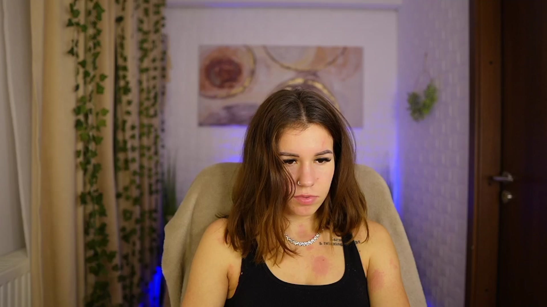Gallery image thumbnail from Alyssa_Hall's myfreecams stream on, 11/09/2024, 17:53 image 1 of 20