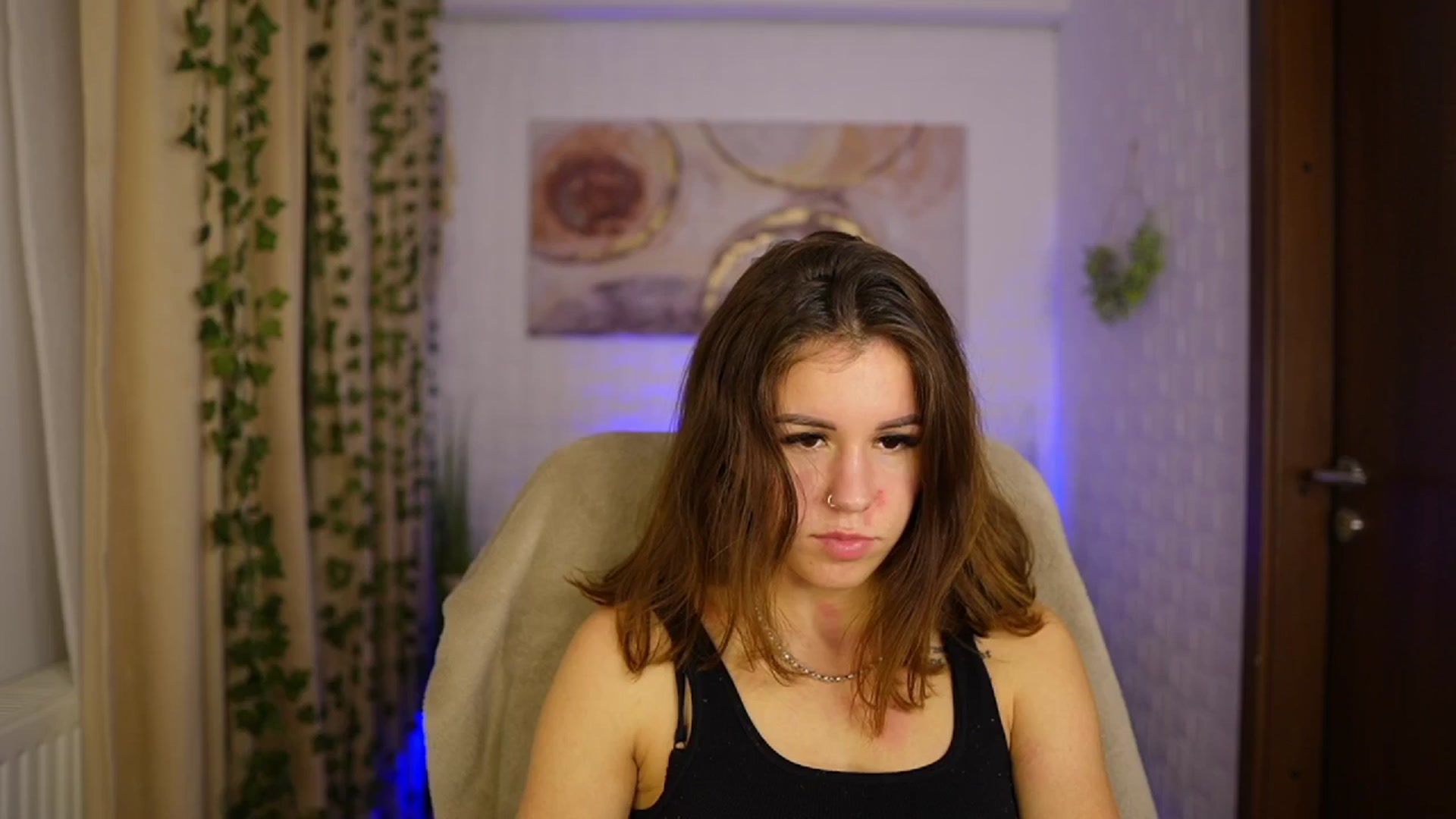 Gallery image thumbnail from Alyssa_Hall's myfreecams stream on, 11/09/2024, 17:53 image 9 of 20