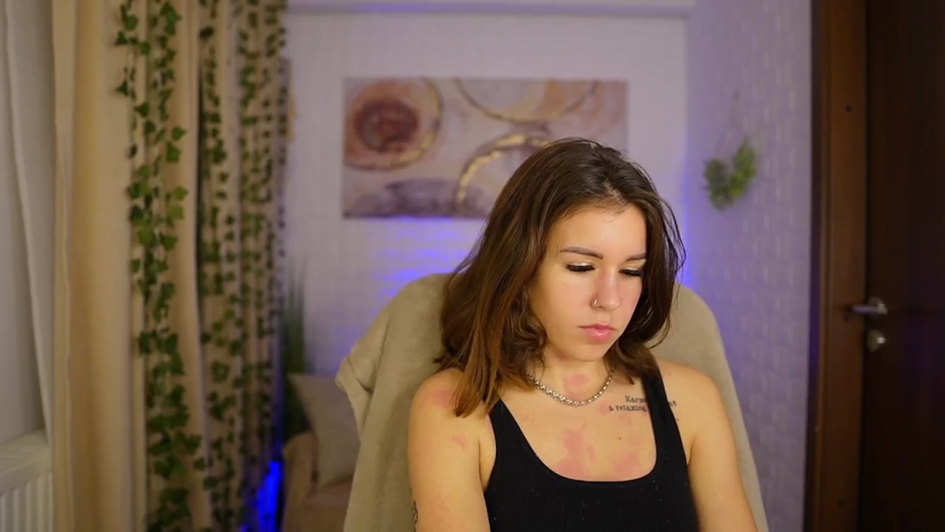 Gallery image thumbnail from Alyssa_Hall's myfreecams stream on, 11/09/2024, 18:47 image 11 of 20