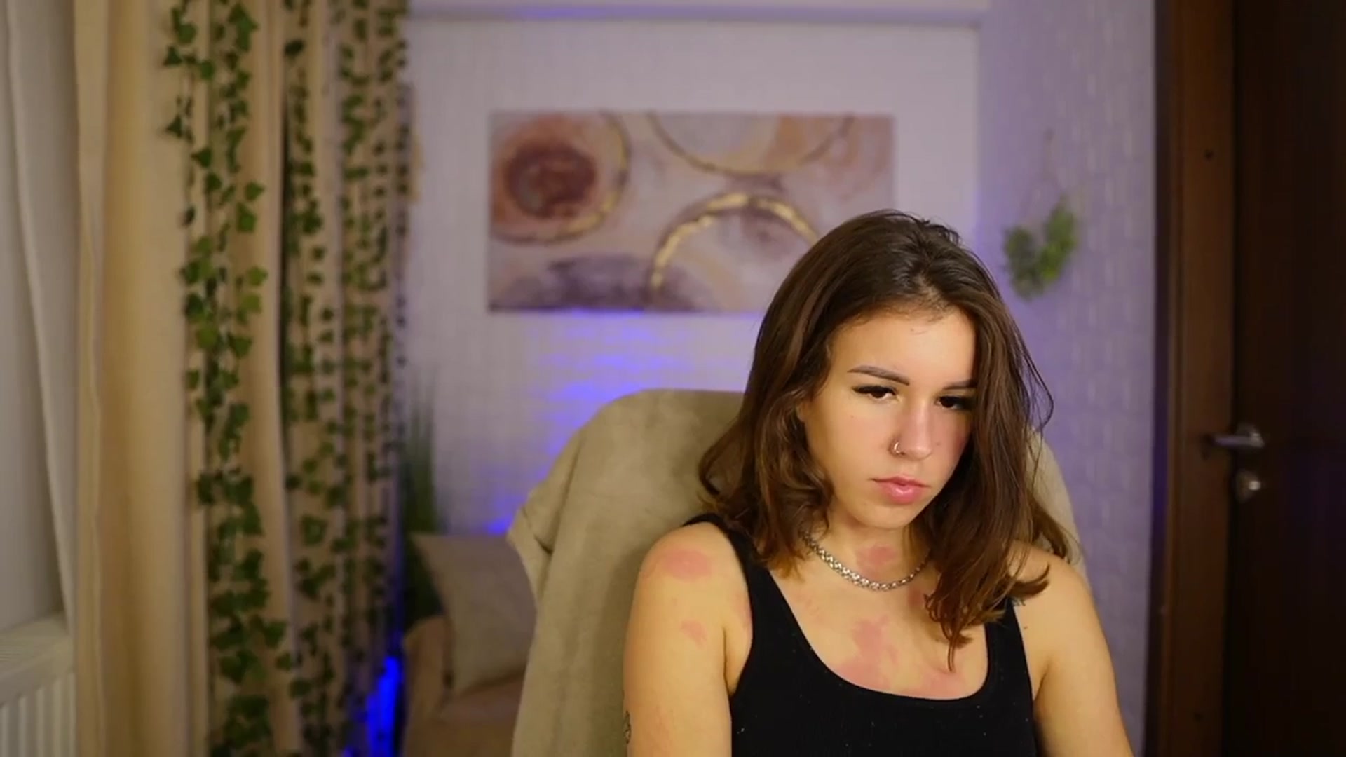 Gallery image thumbnail from Alyssa_Hall's myfreecams stream on, 11/09/2024, 18:47 image 10 of 20