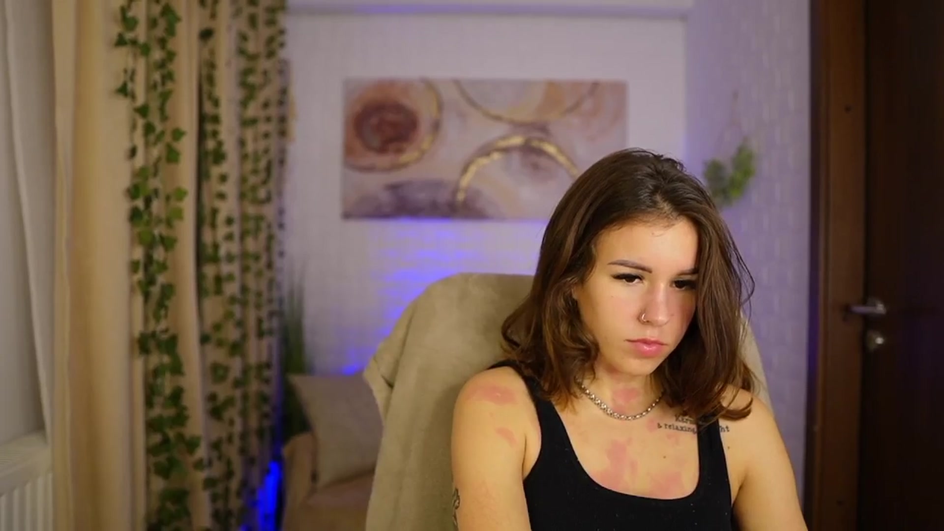 Gallery image thumbnail from Alyssa_Hall's myfreecams stream on, 11/09/2024, 18:47 image 9 of 20