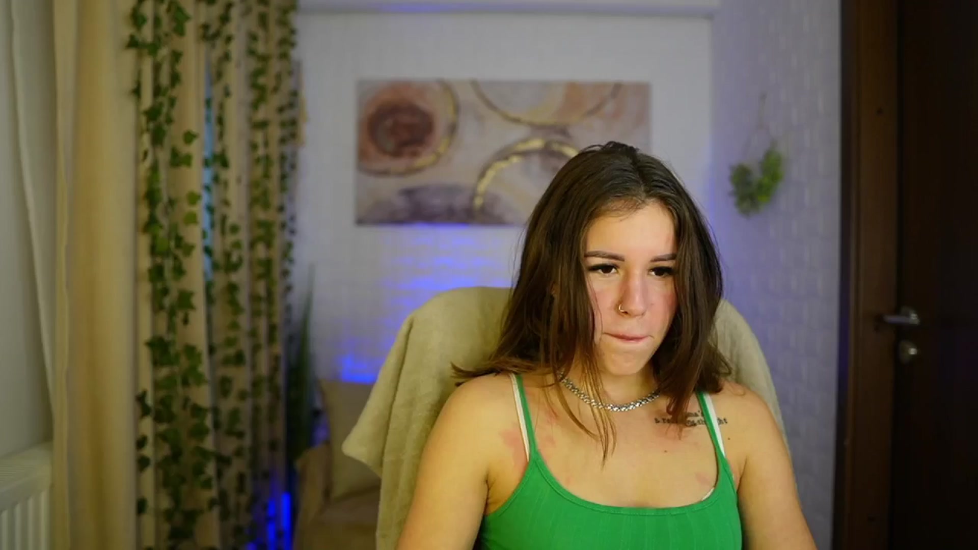 Gallery image thumbnail from Alyssa_Hall's myfreecams stream on, 11/10/2024, 13:44 image 3 of 20