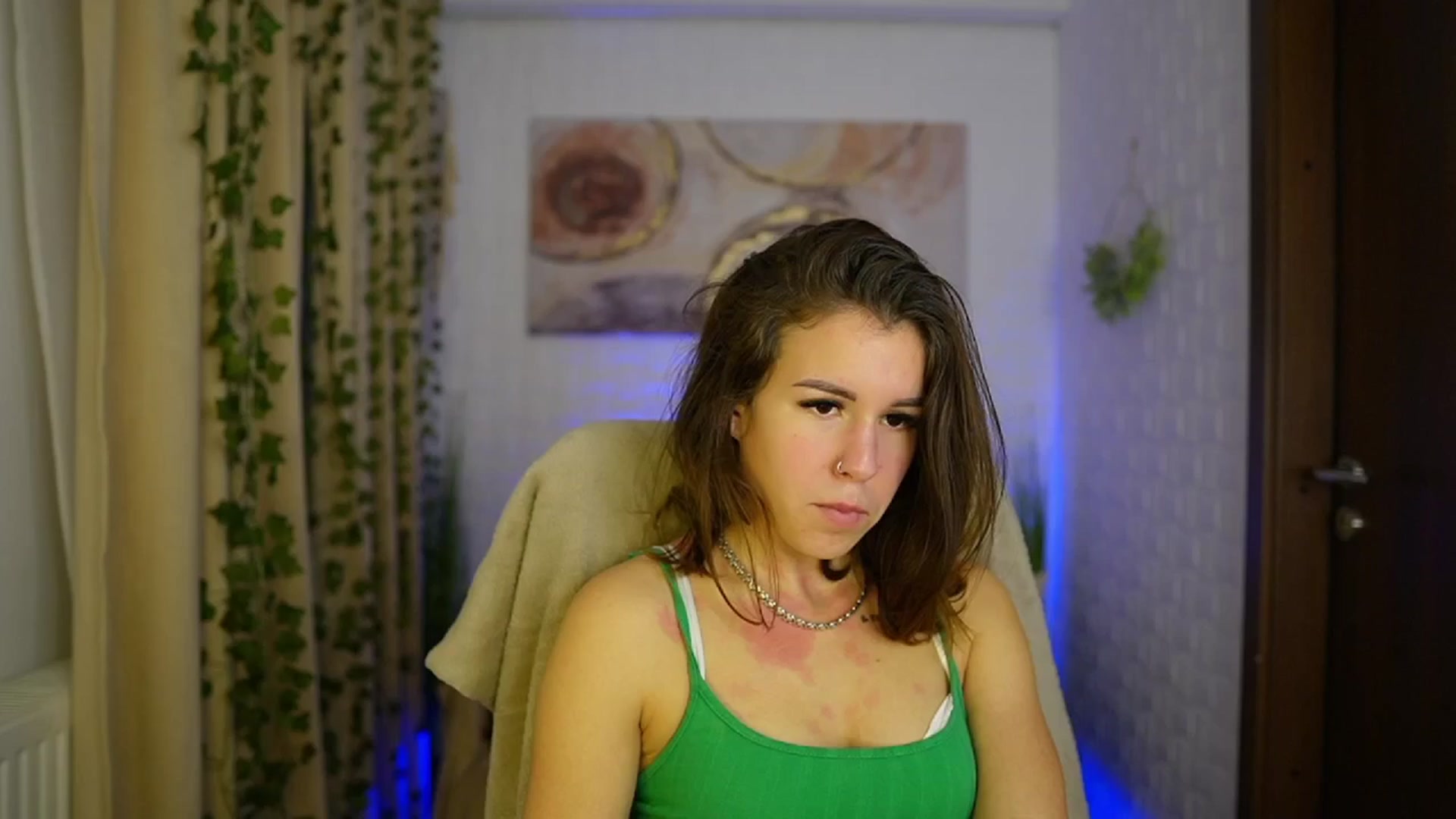 Gallery image thumbnail from Alyssa_Hall's myfreecams stream on, 11/10/2024, 15:14 image 15 of 20