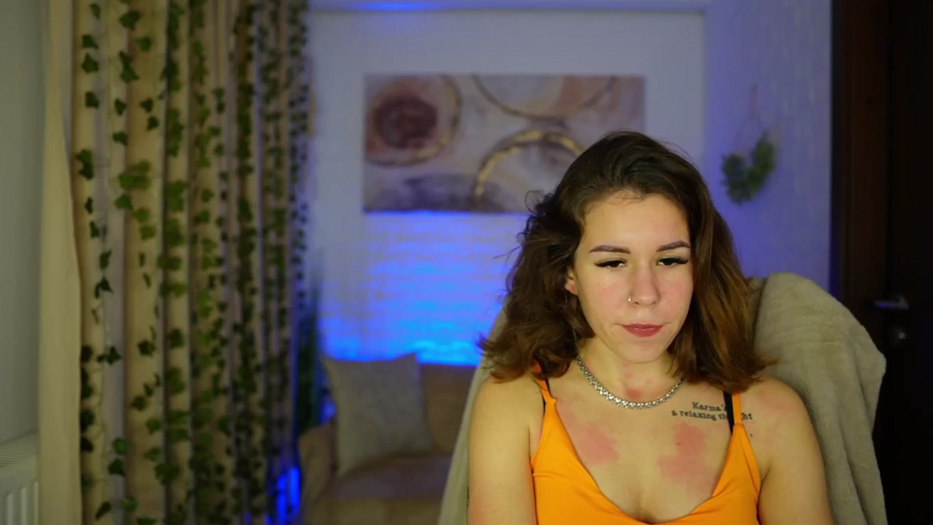 Gallery image thumbnail from Alyssa_Hall's myfreecams stream on, 11/14/2024, 15:34 image 3 of 20