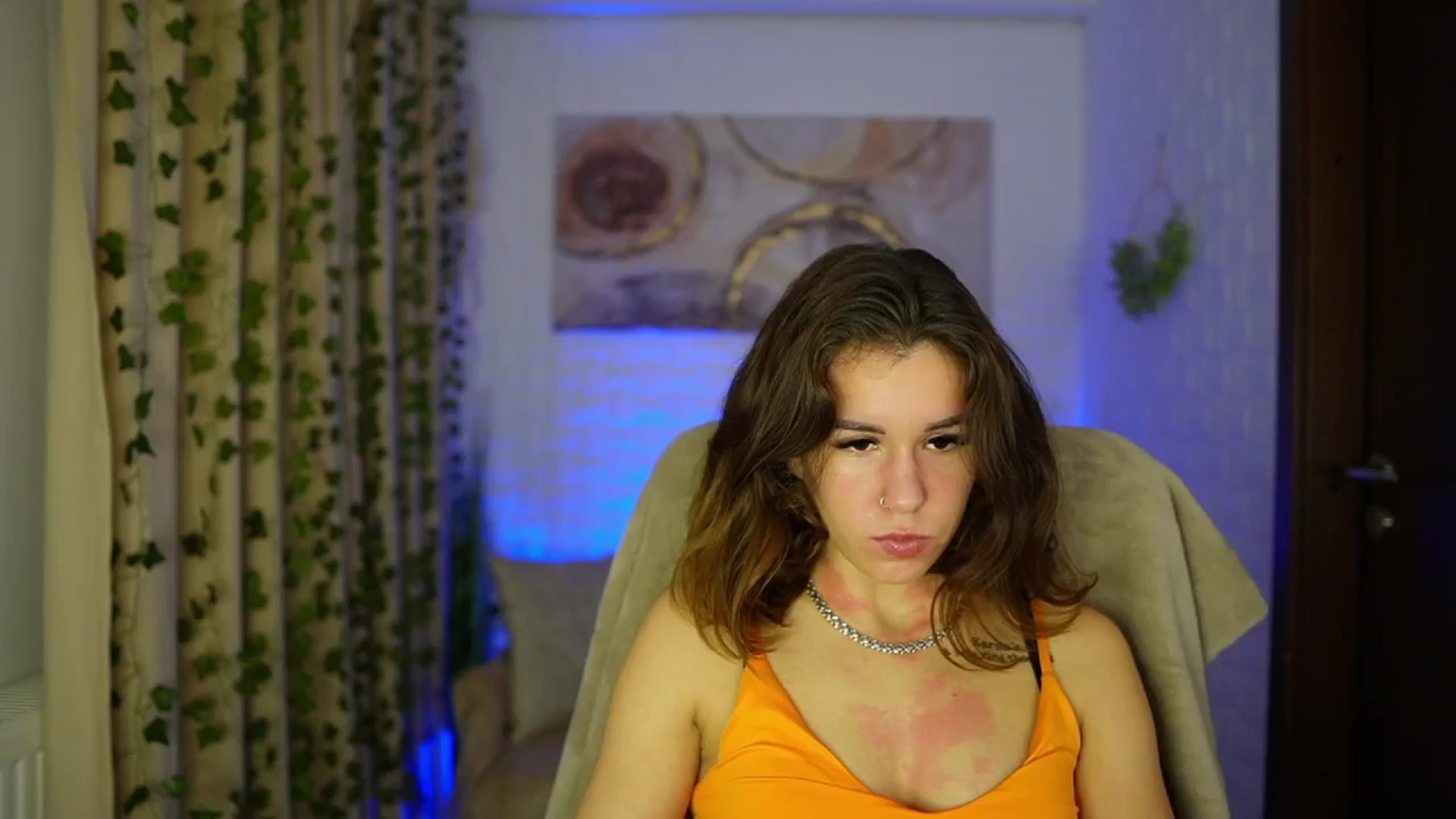 Gallery image thumbnail from Alyssa_Hall's myfreecams stream on, 11/14/2024, 18:57 image 3 of 20
