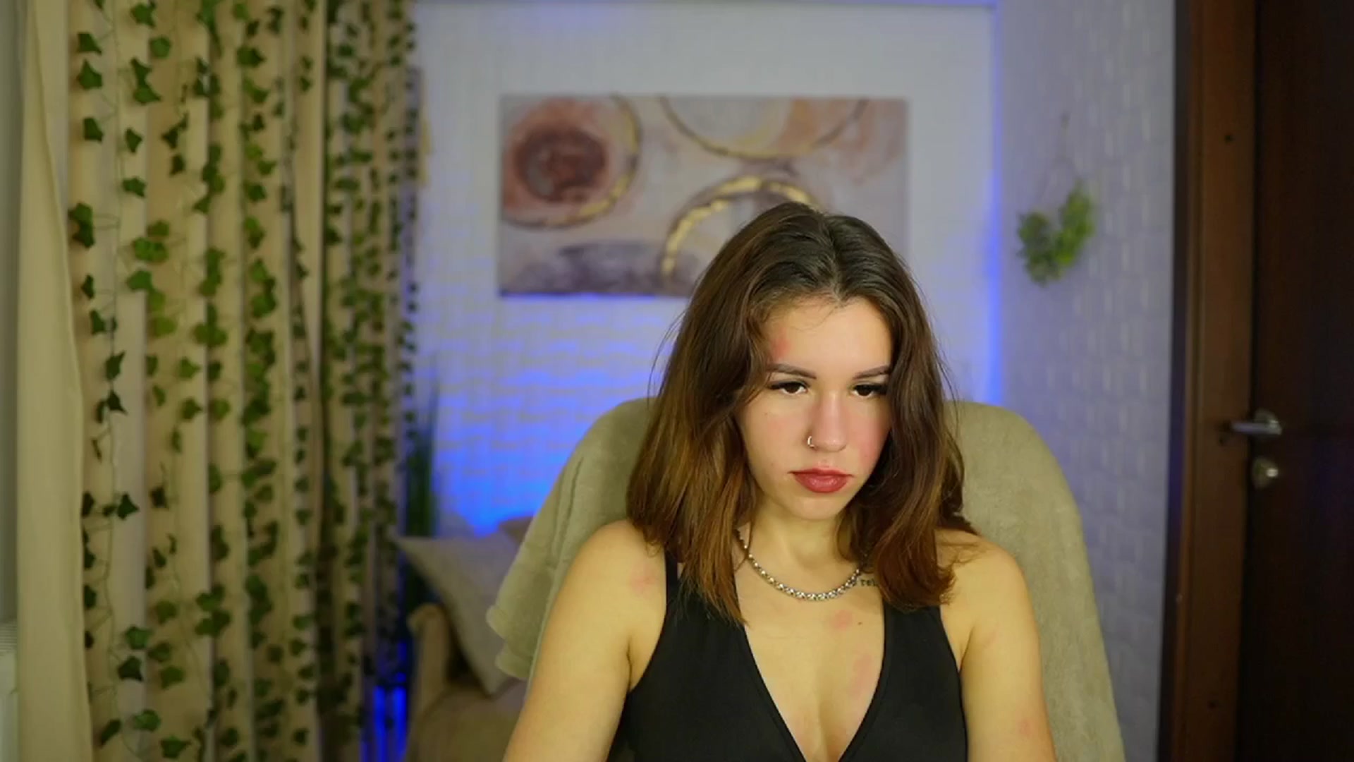 Gallery image thumbnail from Alyssa_Hall's myfreecams stream on, 11/15/2024, 16:08 image 20 of 20