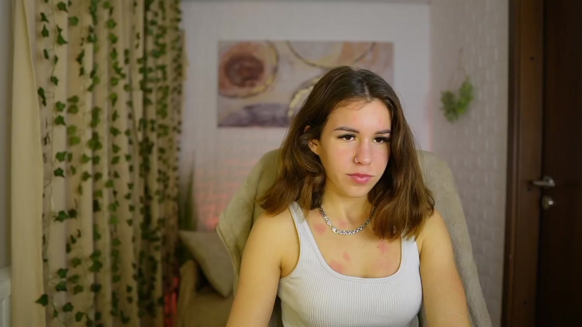Gallery image thumbnail from Alyssa_Hall's myfreecams stream on, 11/16/2024, 14:46 image 15 of 20