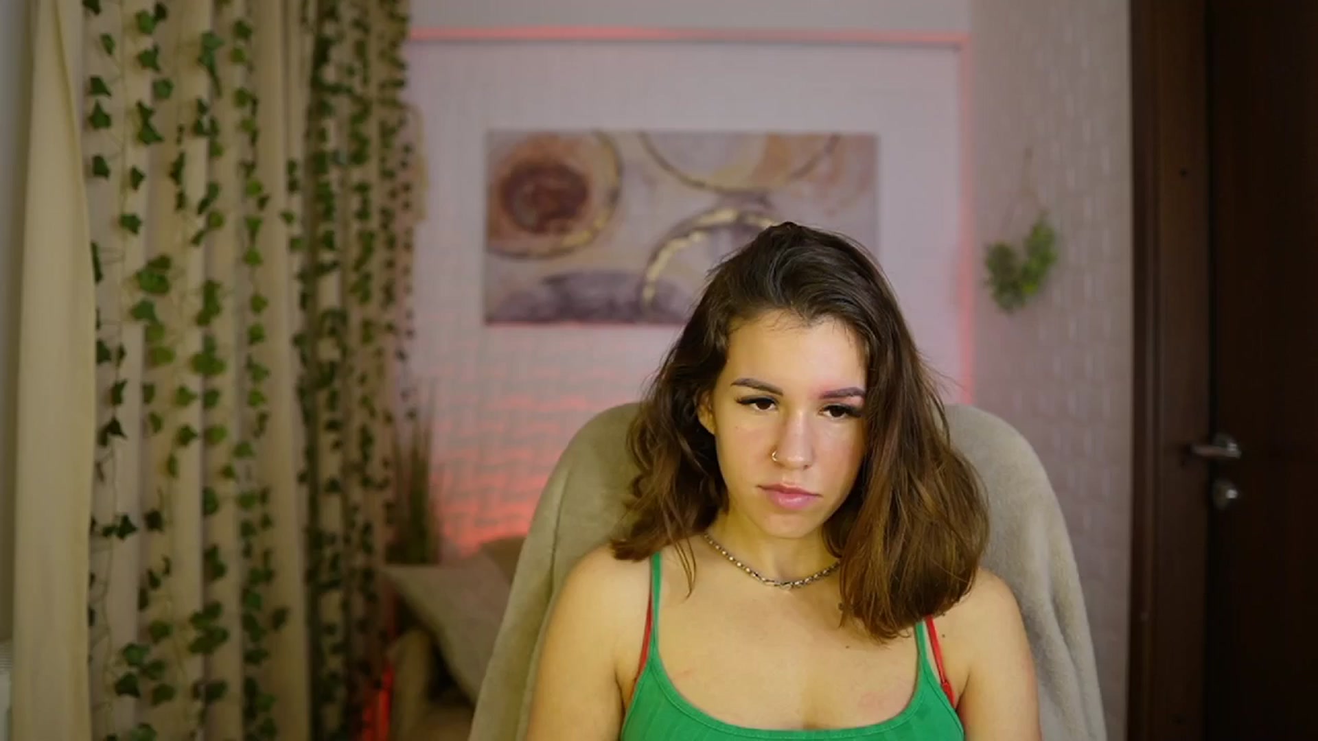 Gallery image thumbnail from Alyssa_Hall's myfreecams stream on, 11/17/2024, 18:52 image 8 of 20