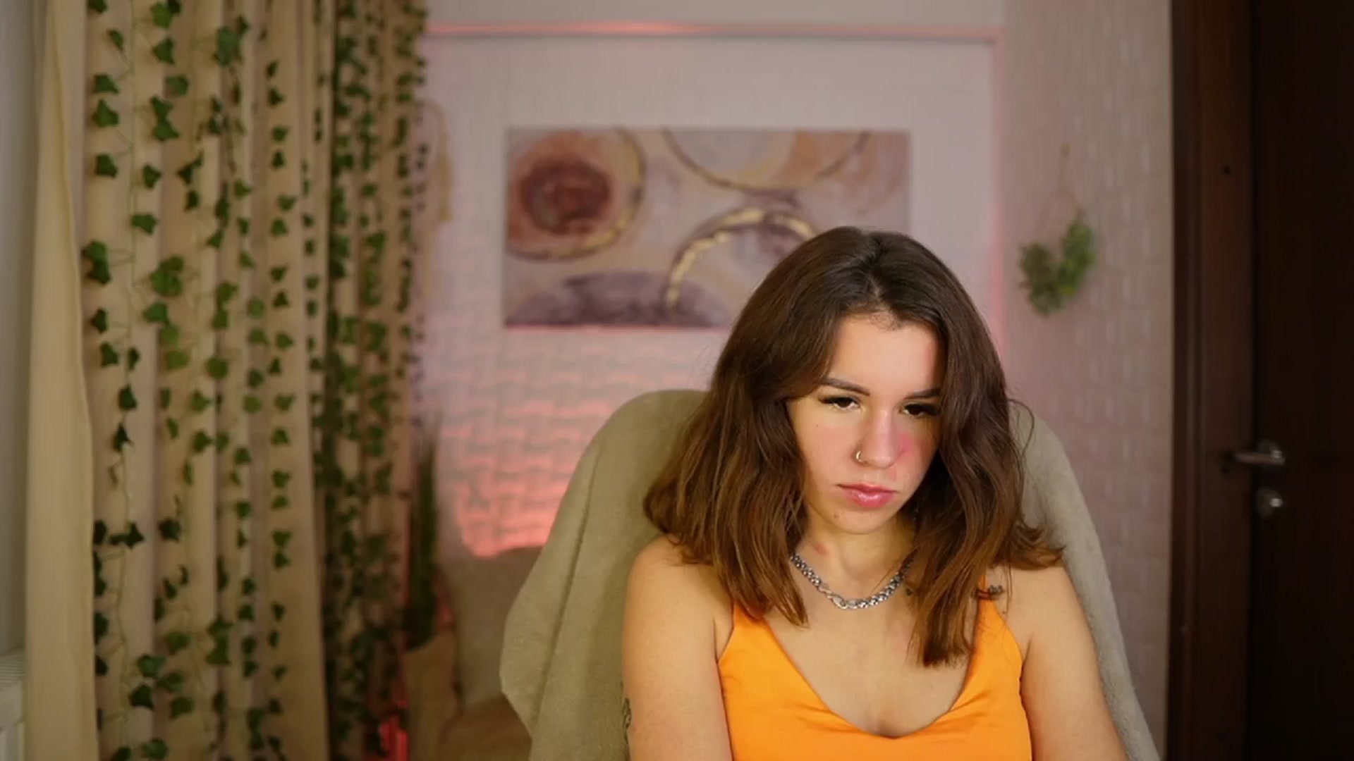 Gallery image thumbnail from Alyssa_Hall's myfreecams stream on, 11/24/2024, 15:28 image 4 of 20