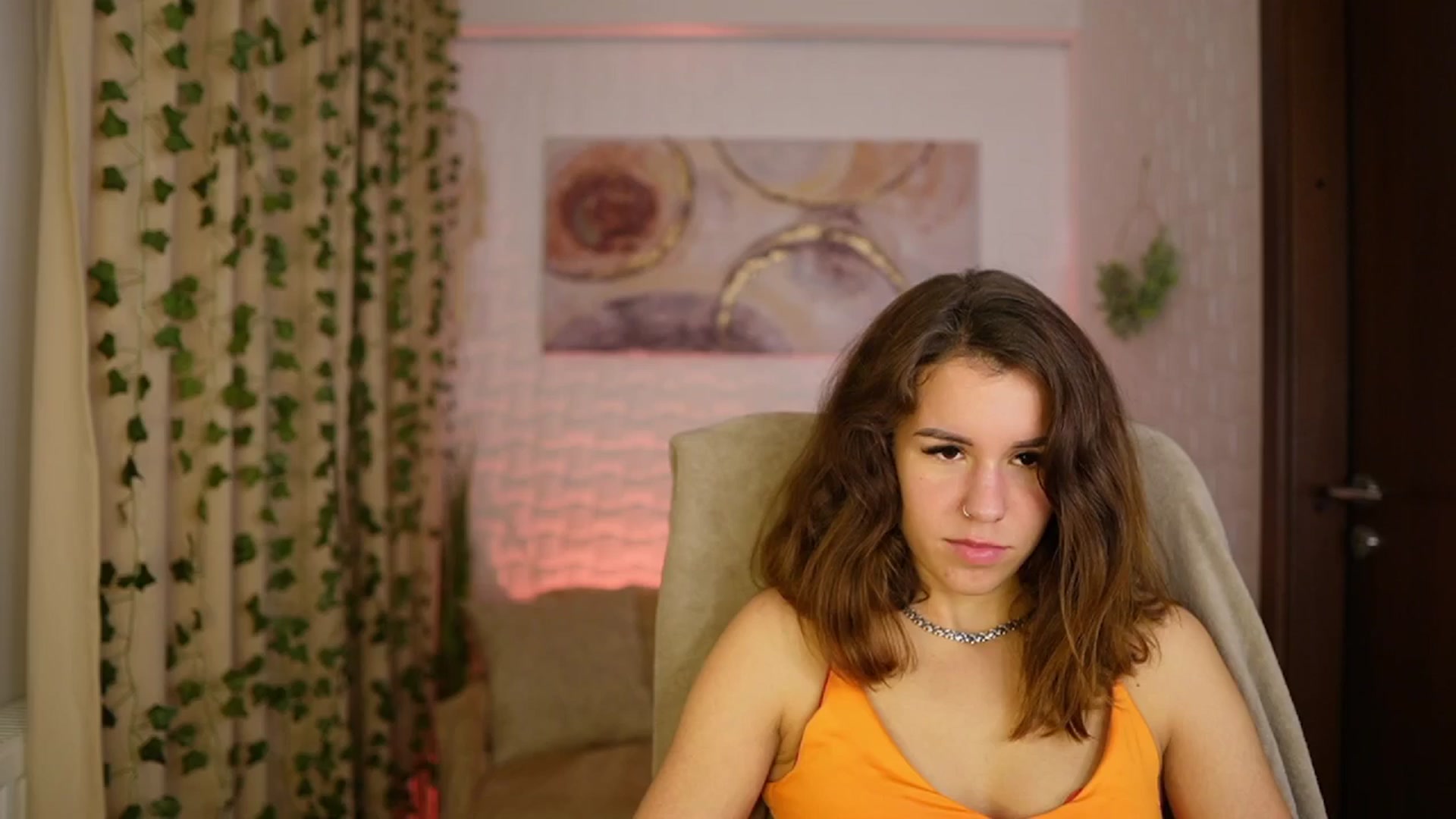 Gallery image thumbnail from Alyssa_Hall's myfreecams stream on, 11/24/2024, 18:58 image 17 of 20