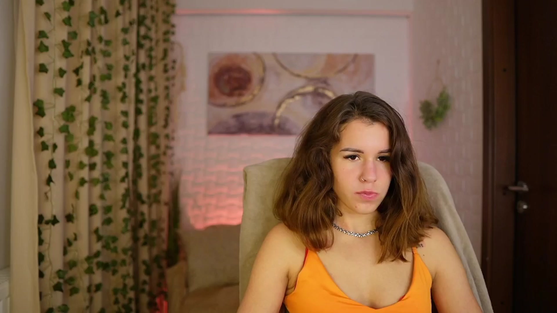 Gallery image thumbnail from Alyssa_Hall's myfreecams stream on, 11/24/2024, 18:58 image 12 of 20