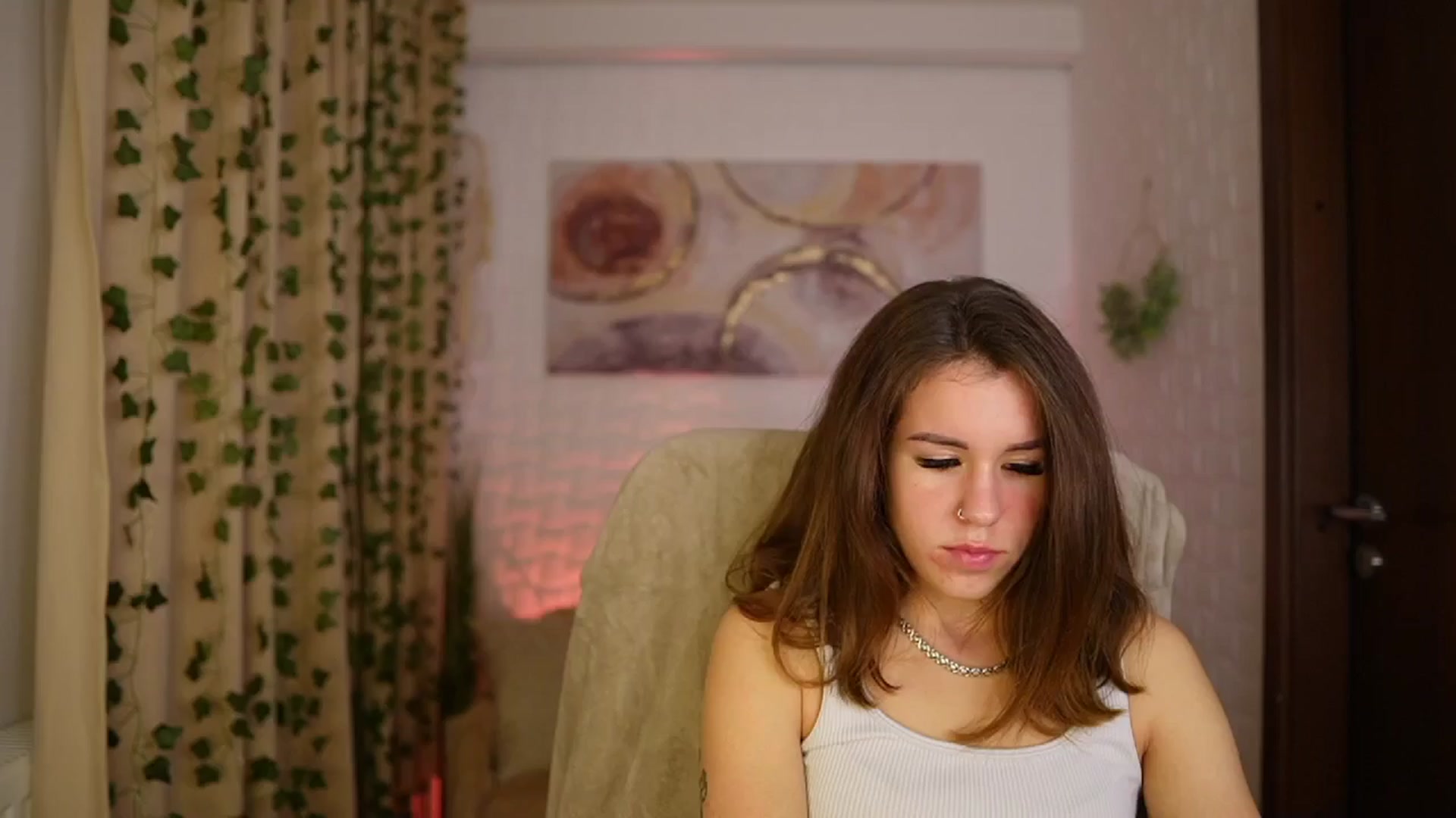 Gallery image thumbnail from Alyssa_Hall's myfreecams stream on, 11/29/2024, 14:47 image 20 of 20