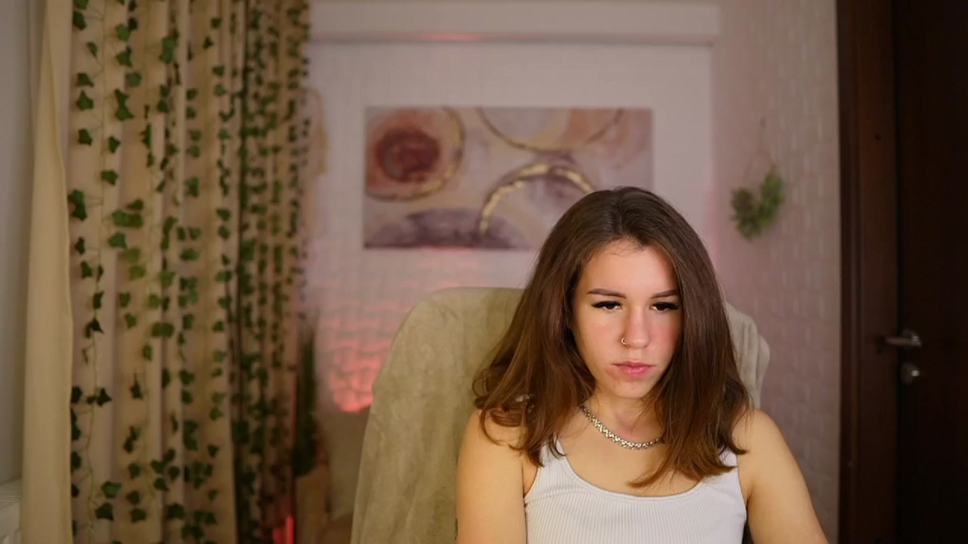 Gallery image thumbnail from Alyssa_Hall's myfreecams stream on, 11/29/2024, 14:47 image 19 of 20