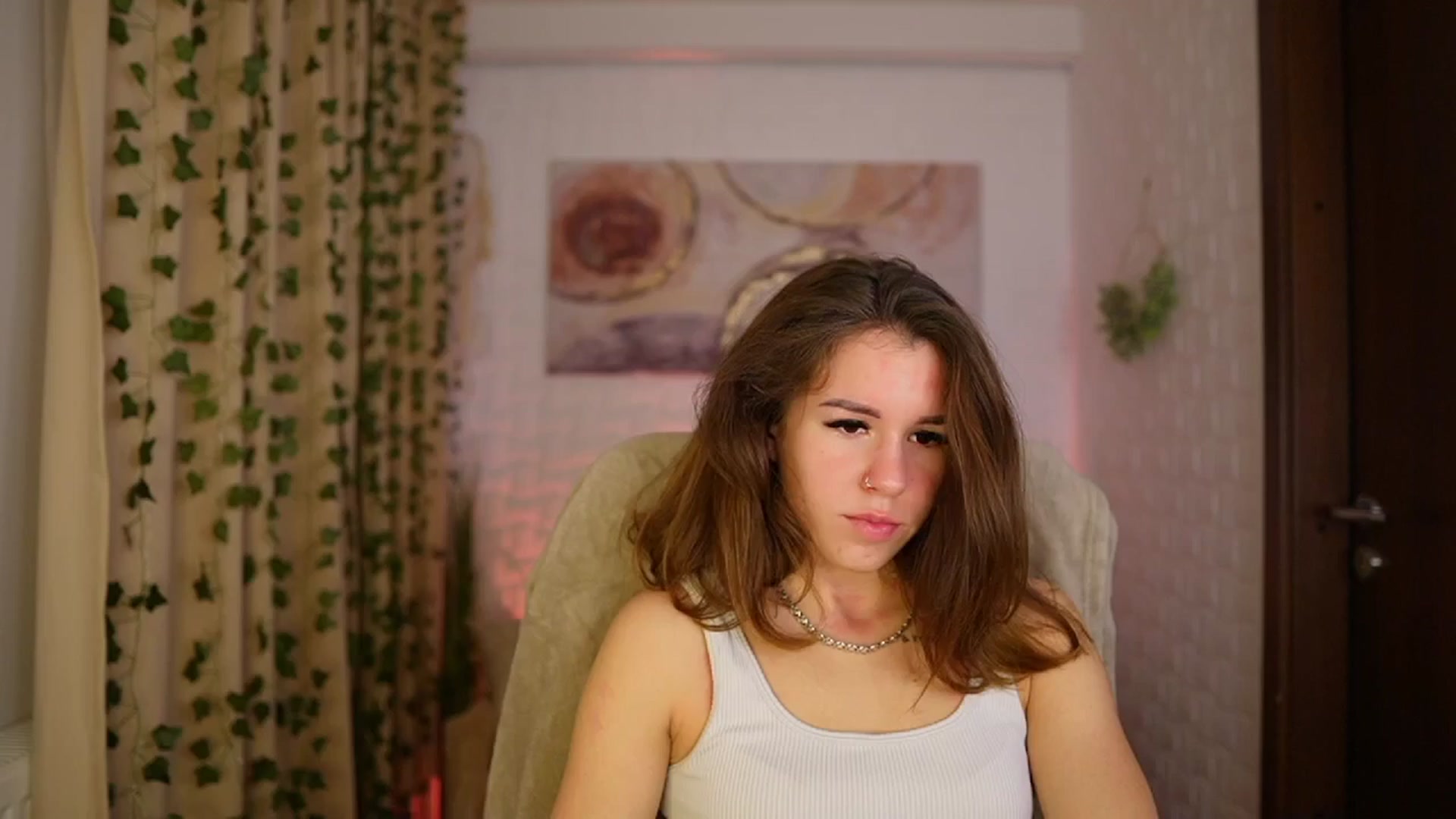 Gallery image thumbnail from Alyssa_Hall's myfreecams stream on, 11/29/2024, 14:47 image 6 of 20