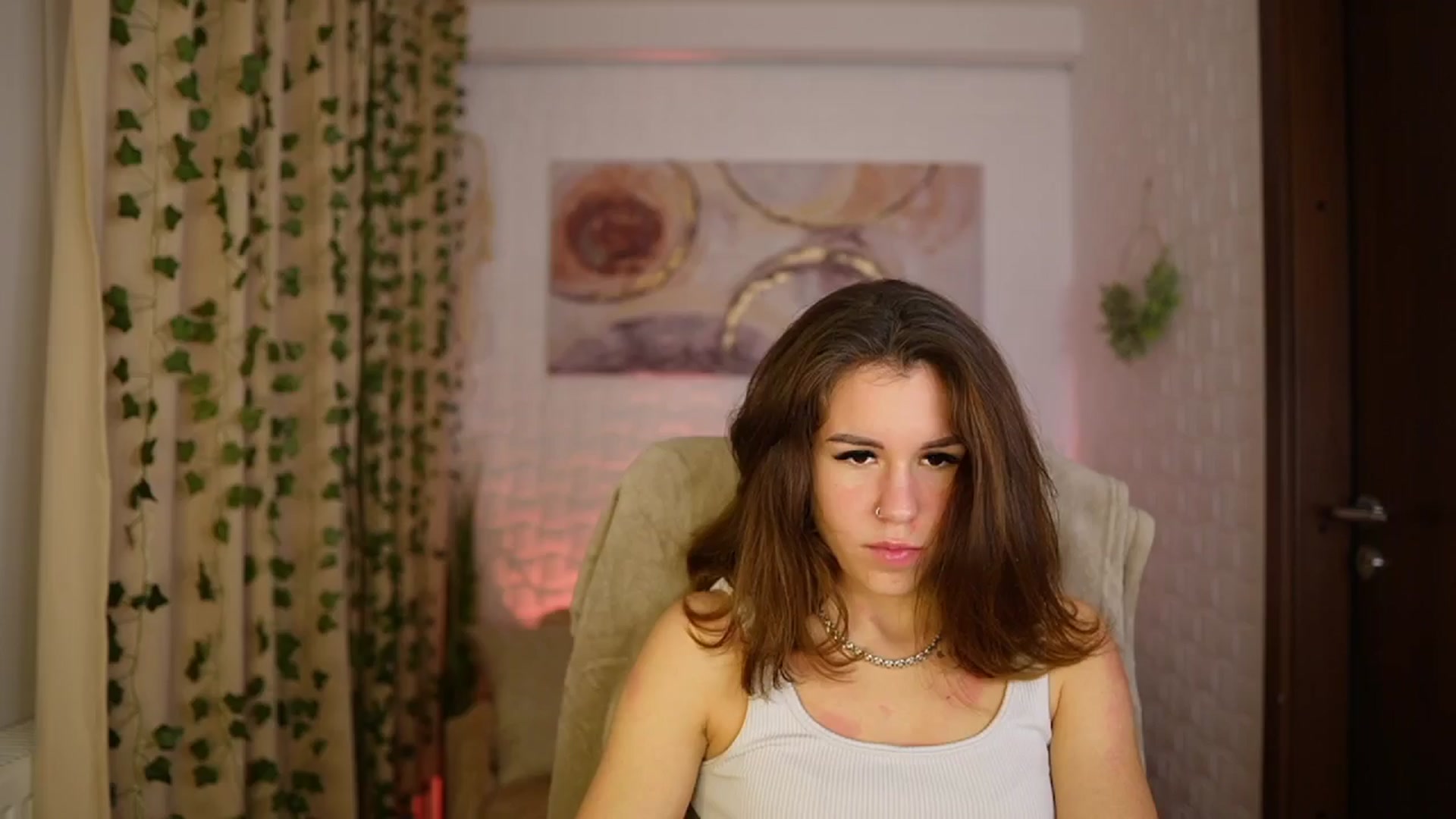 Gallery image thumbnail from Alyssa_Hall's myfreecams stream on, 11/29/2024, 15:46 image 11 of 20