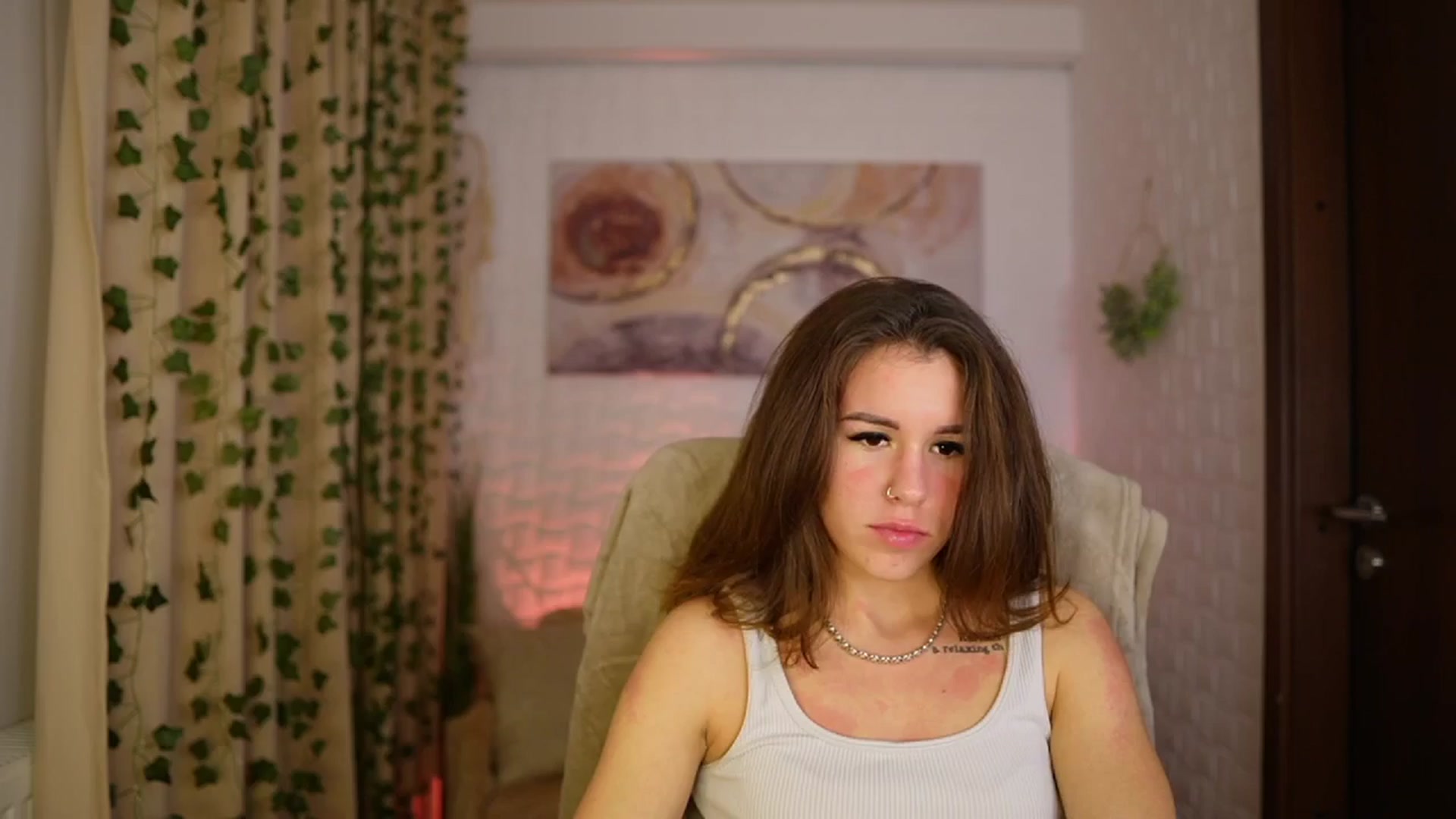 Gallery image thumbnail from Alyssa_Hall's myfreecams stream on, 11/29/2024, 15:46 image 4 of 20