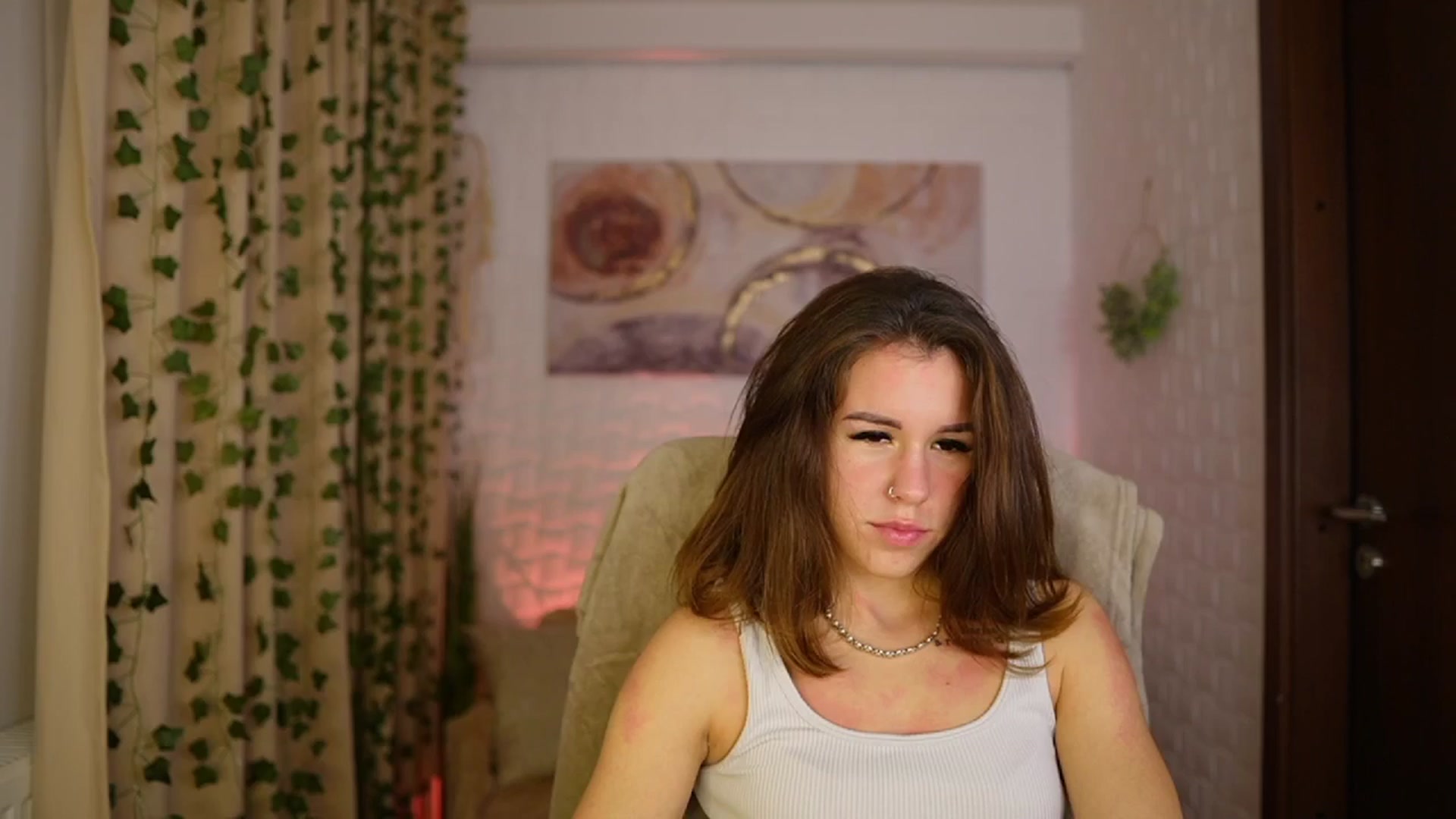 Gallery image thumbnail from Alyssa_Hall's myfreecams stream on, 11/29/2024, 15:46 image 1 of 20