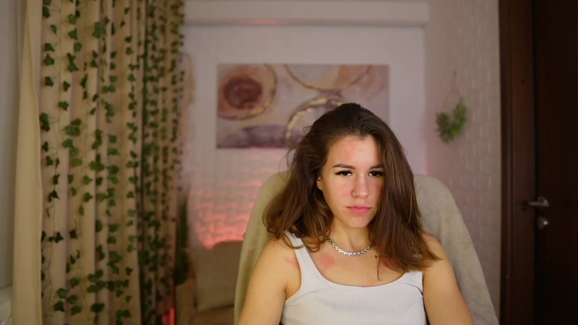 Gallery image thumbnail from Alyssa_Hall's myfreecams stream on, 11/29/2024, 18:57 image 13 of 20