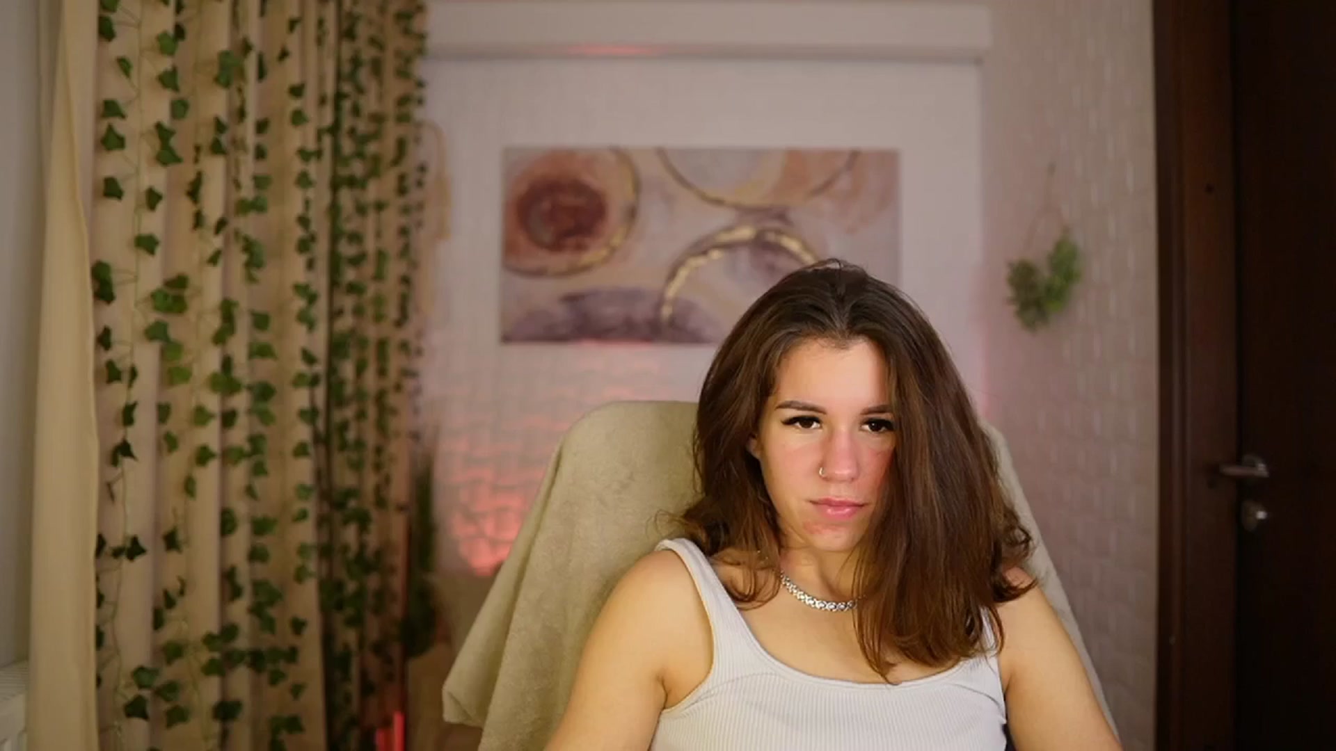 Gallery image thumbnail from Alyssa_Hall's myfreecams stream on, 11/29/2024, 20:37 image 2 of 20