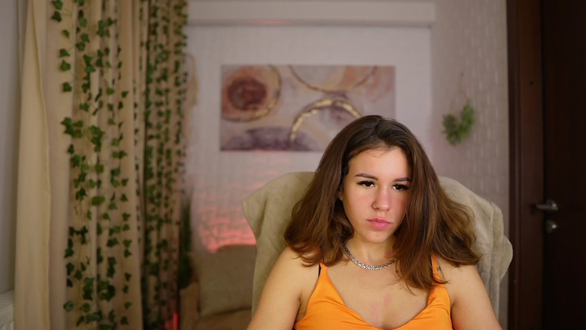 Gallery image thumbnail from Alyssa_Hall's myfreecams stream on, 11/30/2024, 17:02 image 14 of 20