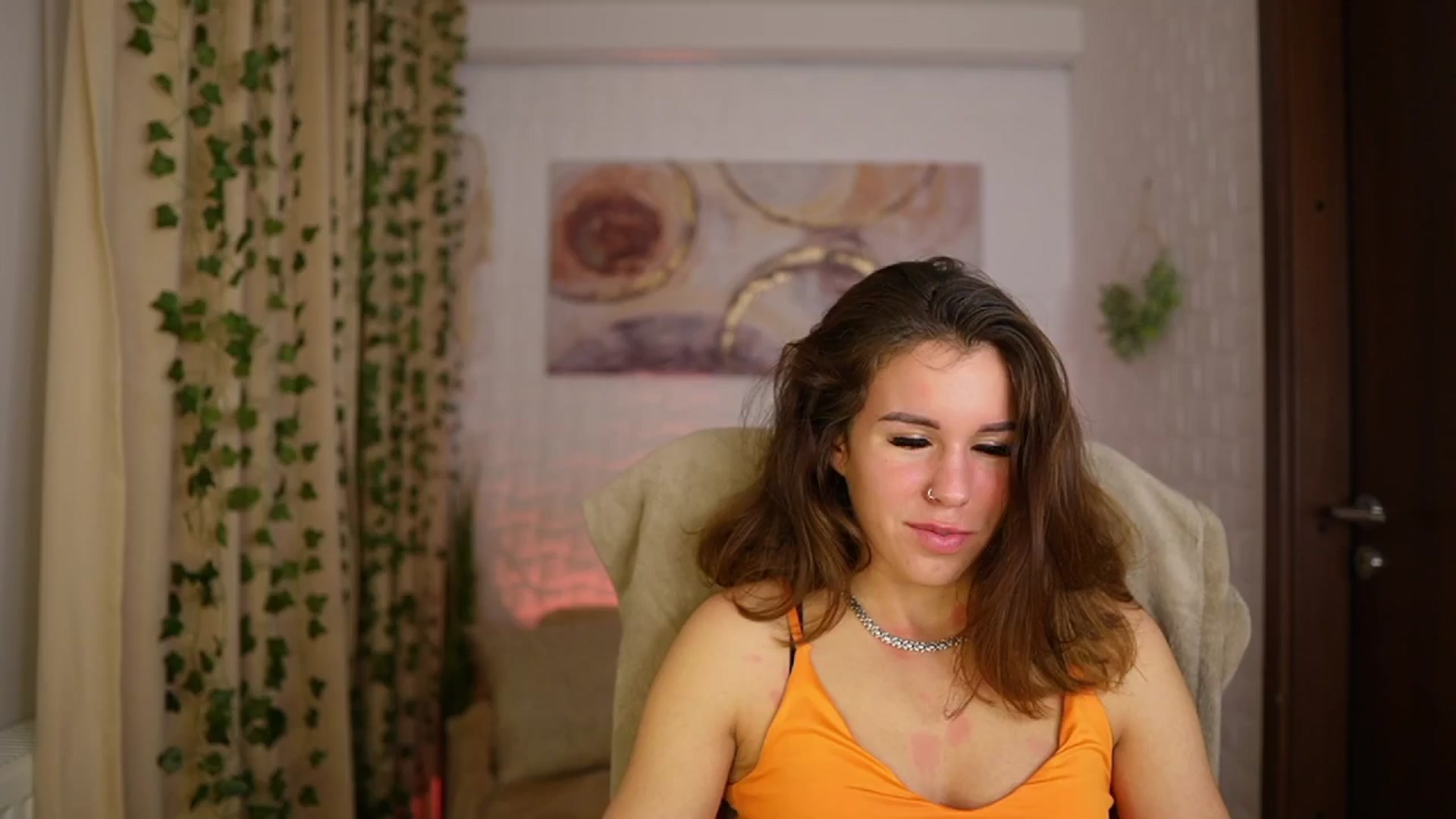 Gallery image thumbnail from Alyssa_Hall's myfreecams stream on, 11/30/2024, 17:02 image 10 of 20