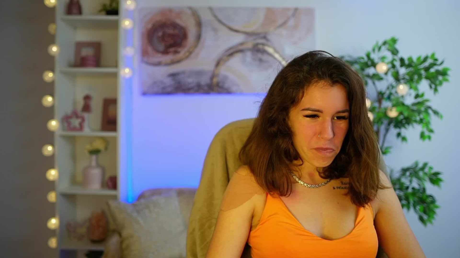 Gallery image thumbnail from Alyssa_Hall's myfreecams stream on, 12/07/2024, 15:23 image 5 of 20