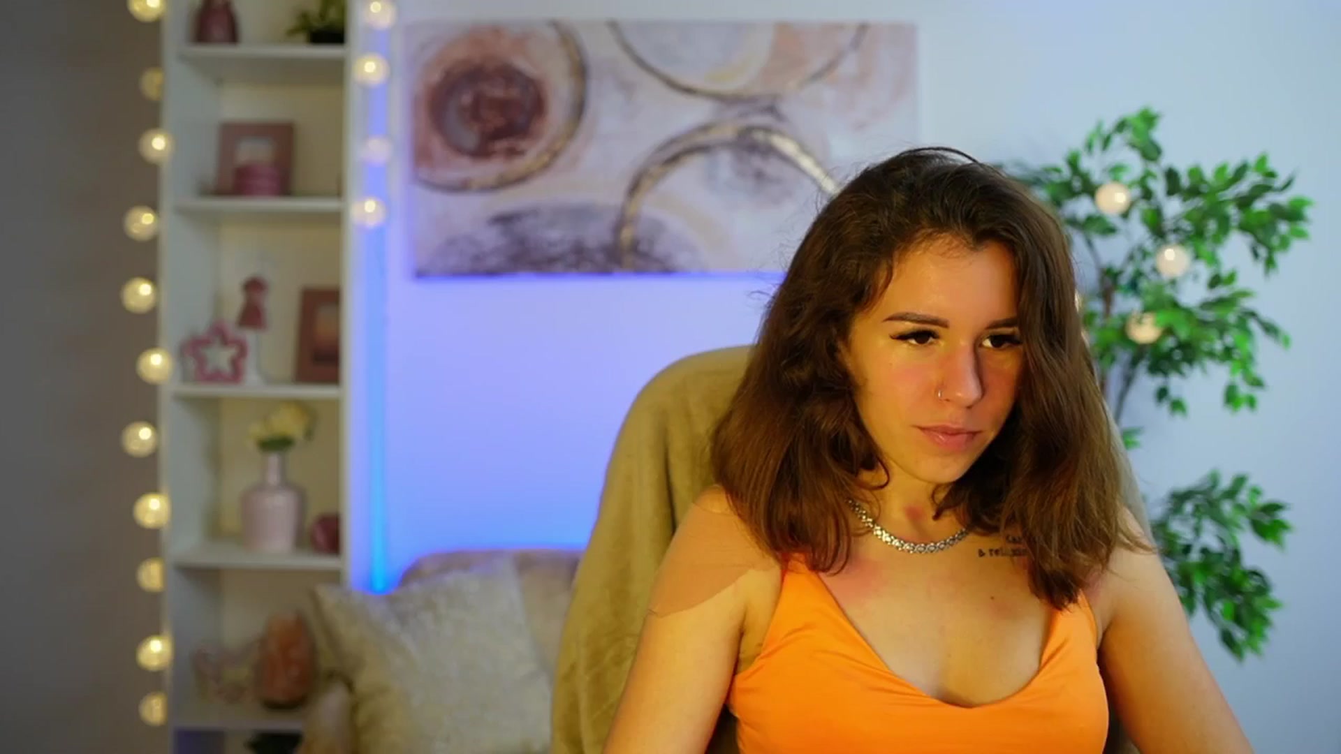 Gallery image thumbnail from Alyssa_Hall's myfreecams stream on, 12/07/2024, 15:23 image 3 of 20