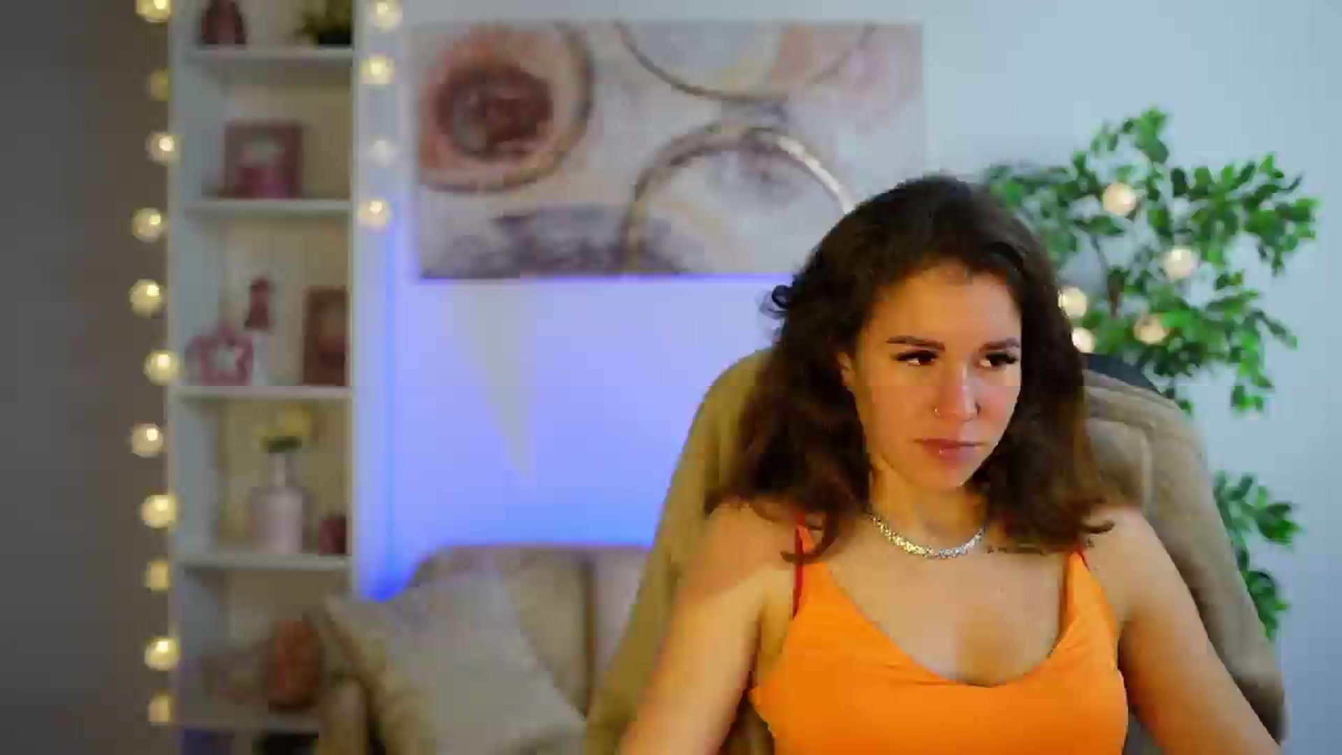 Gallery image thumbnail from Alyssa_Hall's myfreecams stream on, 12/07/2024, 17:48 image 19 of 20