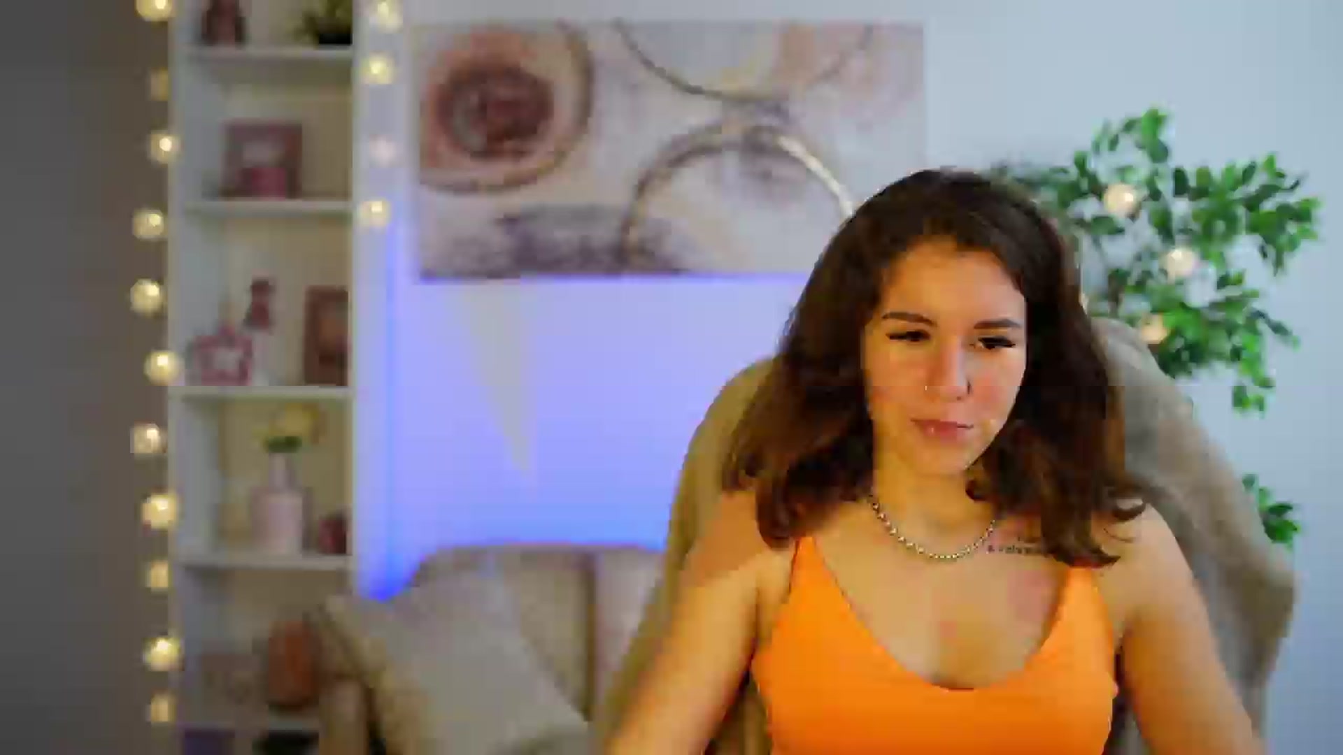 Gallery image thumbnail from Alyssa_Hall's myfreecams stream on, 12/07/2024, 17:48 image 8 of 20