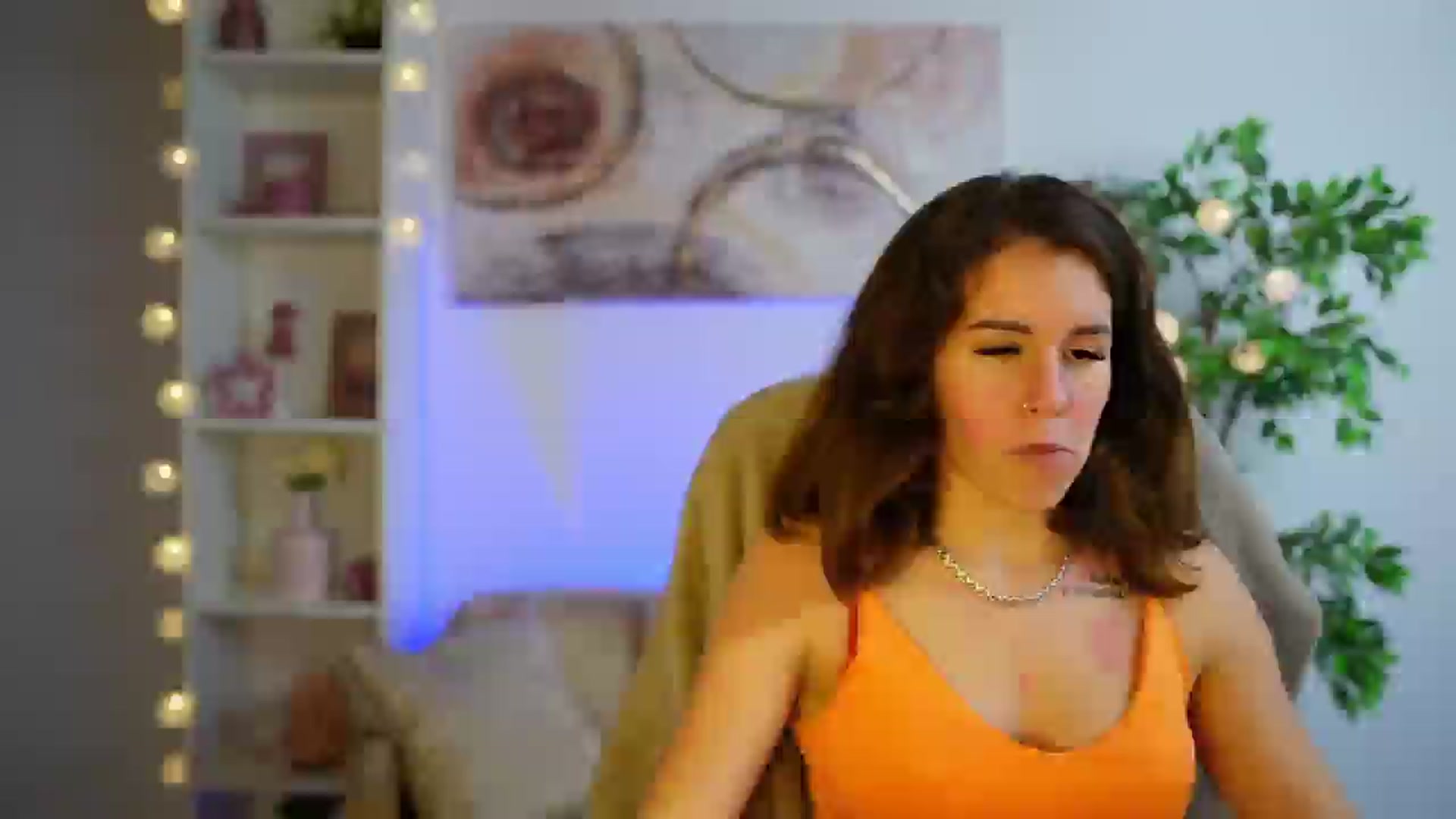 Gallery image thumbnail from Alyssa_Hall's myfreecams stream on, 12/07/2024, 17:48 image 7 of 20