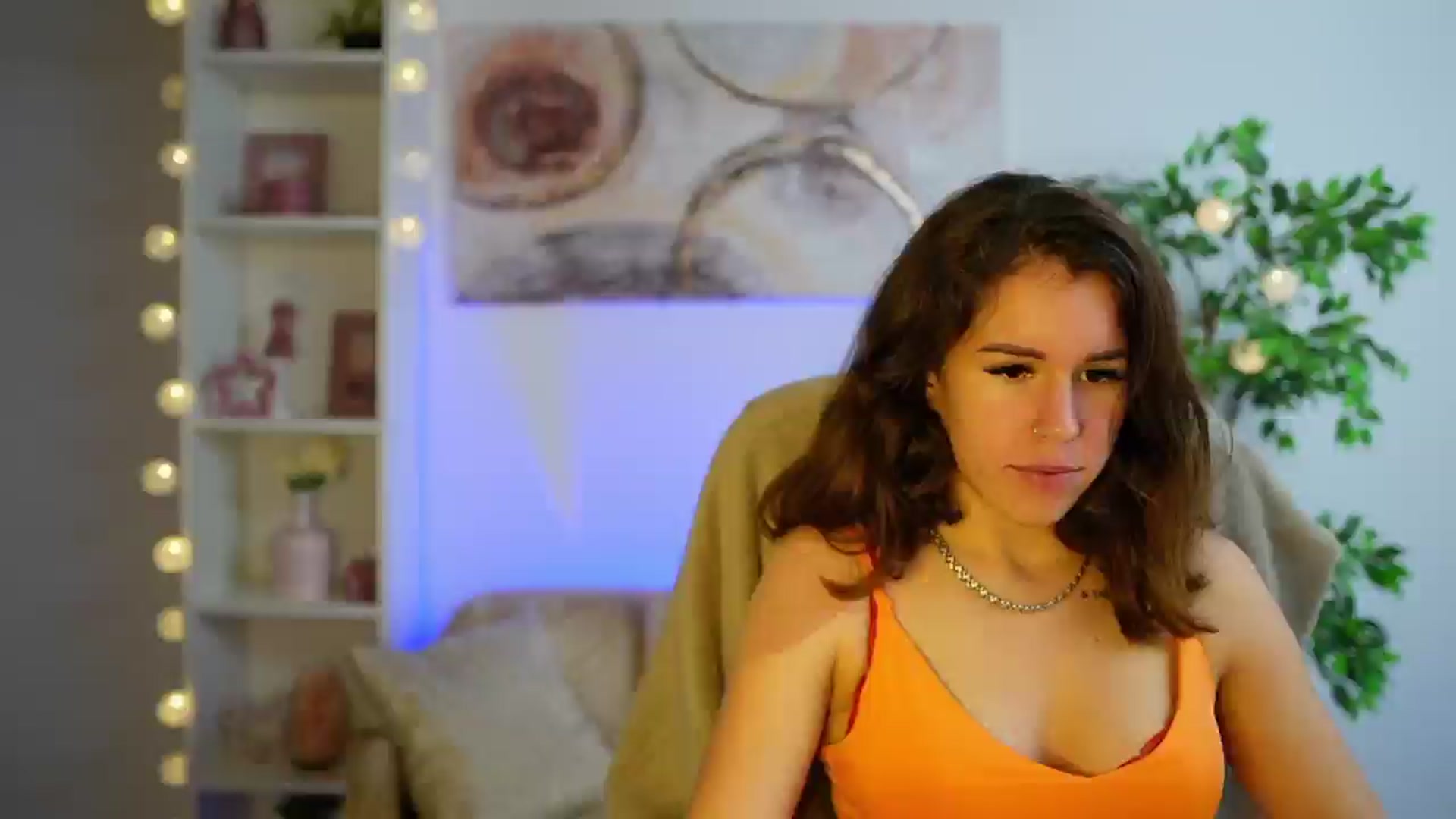Gallery image thumbnail from Alyssa_Hall's myfreecams stream on, 12/07/2024, 17:48 image 4 of 20