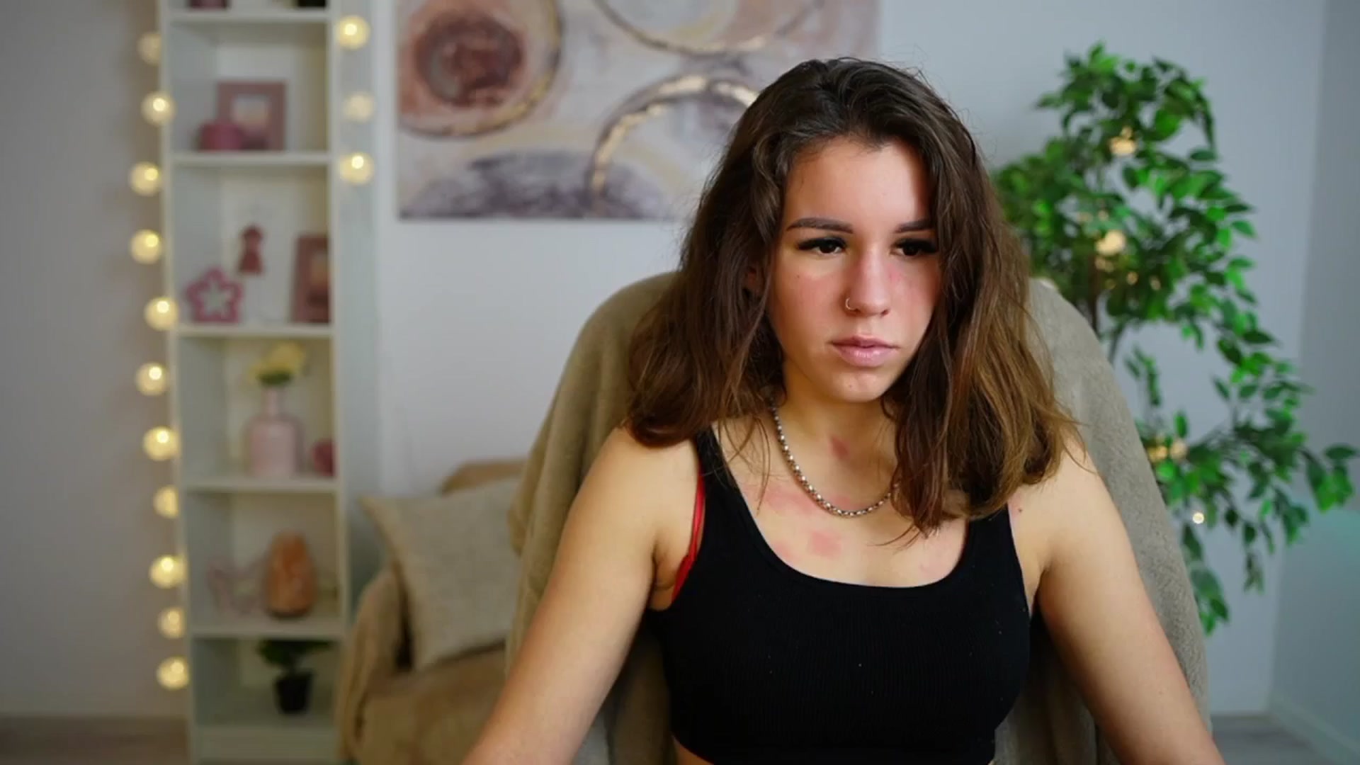 Gallery image thumbnail from Alyssa_Hall's myfreecams stream on, 12/21/2024, 14:07 image 9 of 20