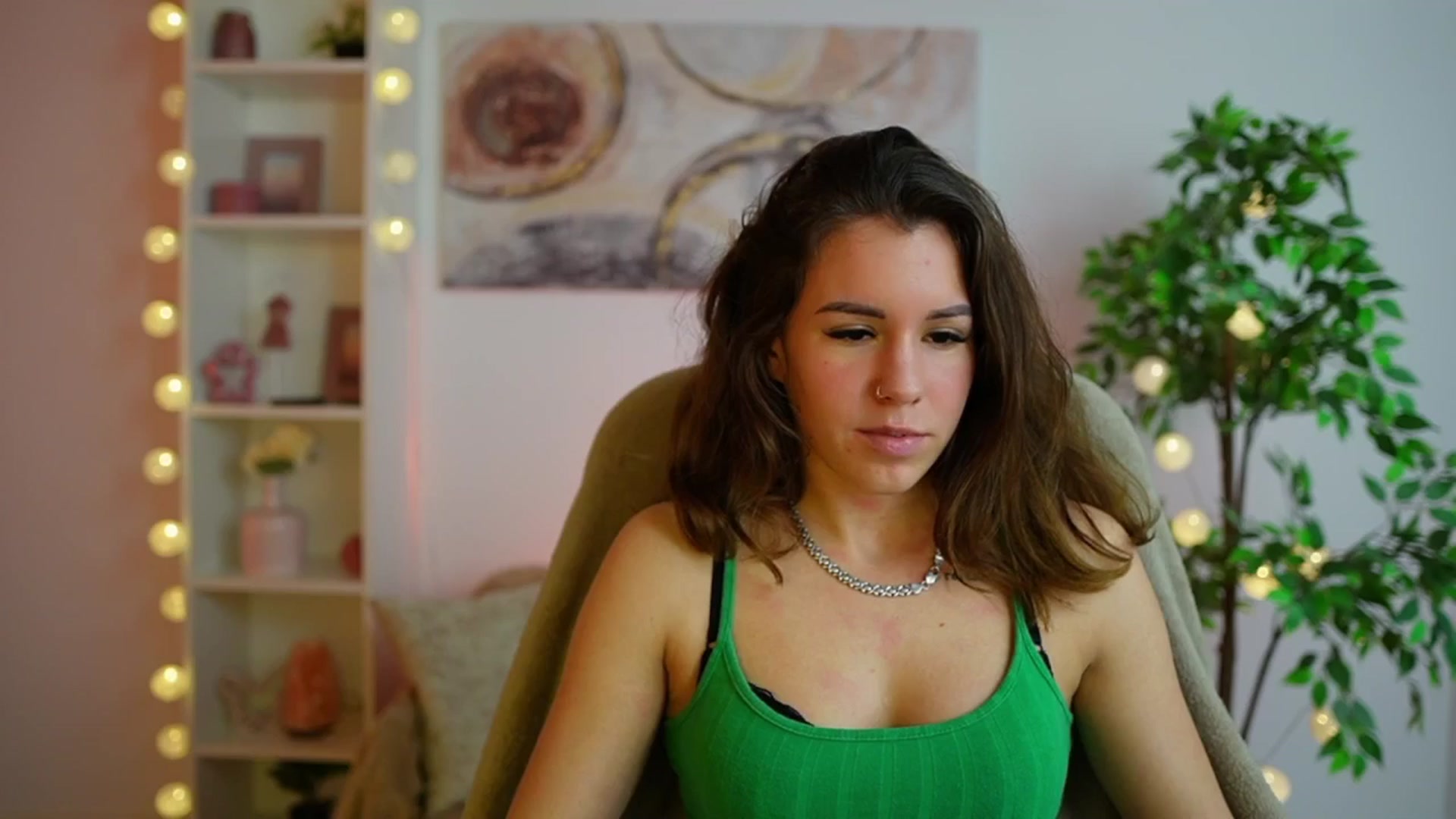 Gallery image thumbnail from Alyssa_Hall's myfreecams stream on, 01/09/2025, 15:57 image 7 of 20