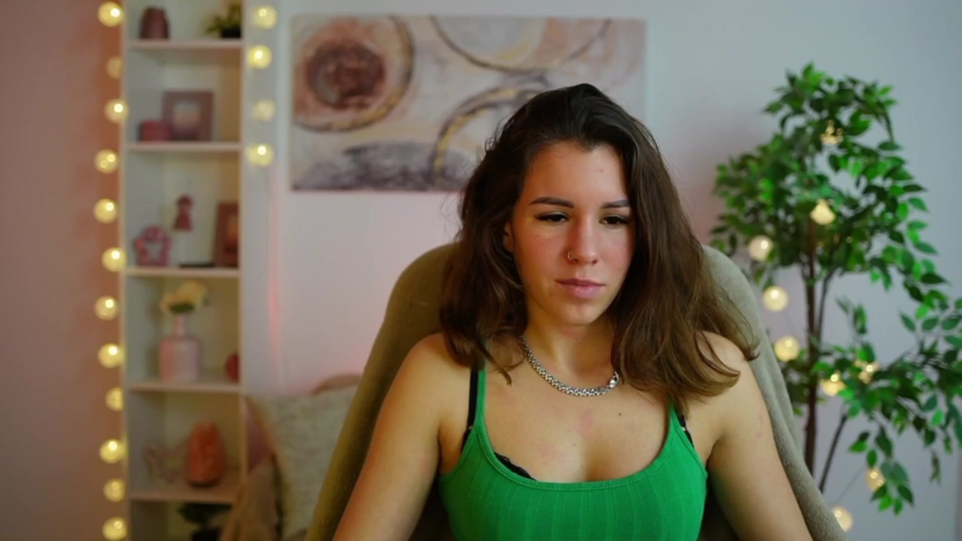 Gallery image thumbnail from Alyssa_Hall's myfreecams stream on, 01/09/2025, 15:57 image 8 of 20
