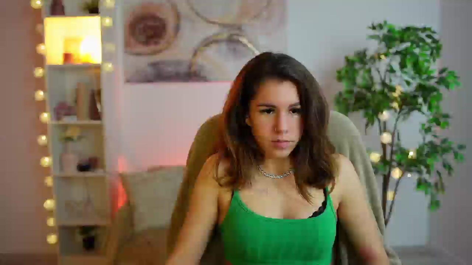Gallery image thumbnail from Alyssa_Hall's myfreecams stream on, 01/18/2025, 17:13 image 12 of 20