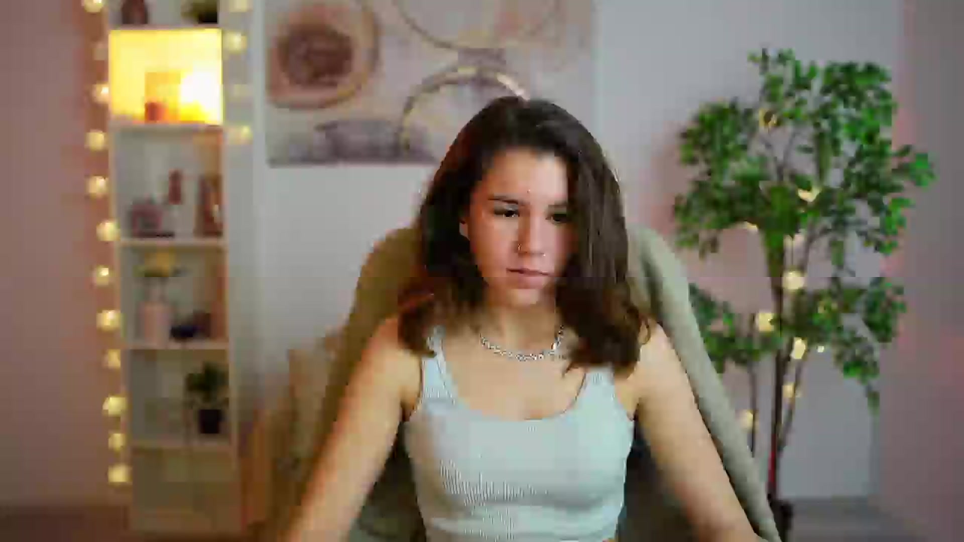 Gallery image thumbnail from Alyssa_Hall's myfreecams stream on, 01/19/2025, 17:11 image 2 of 20