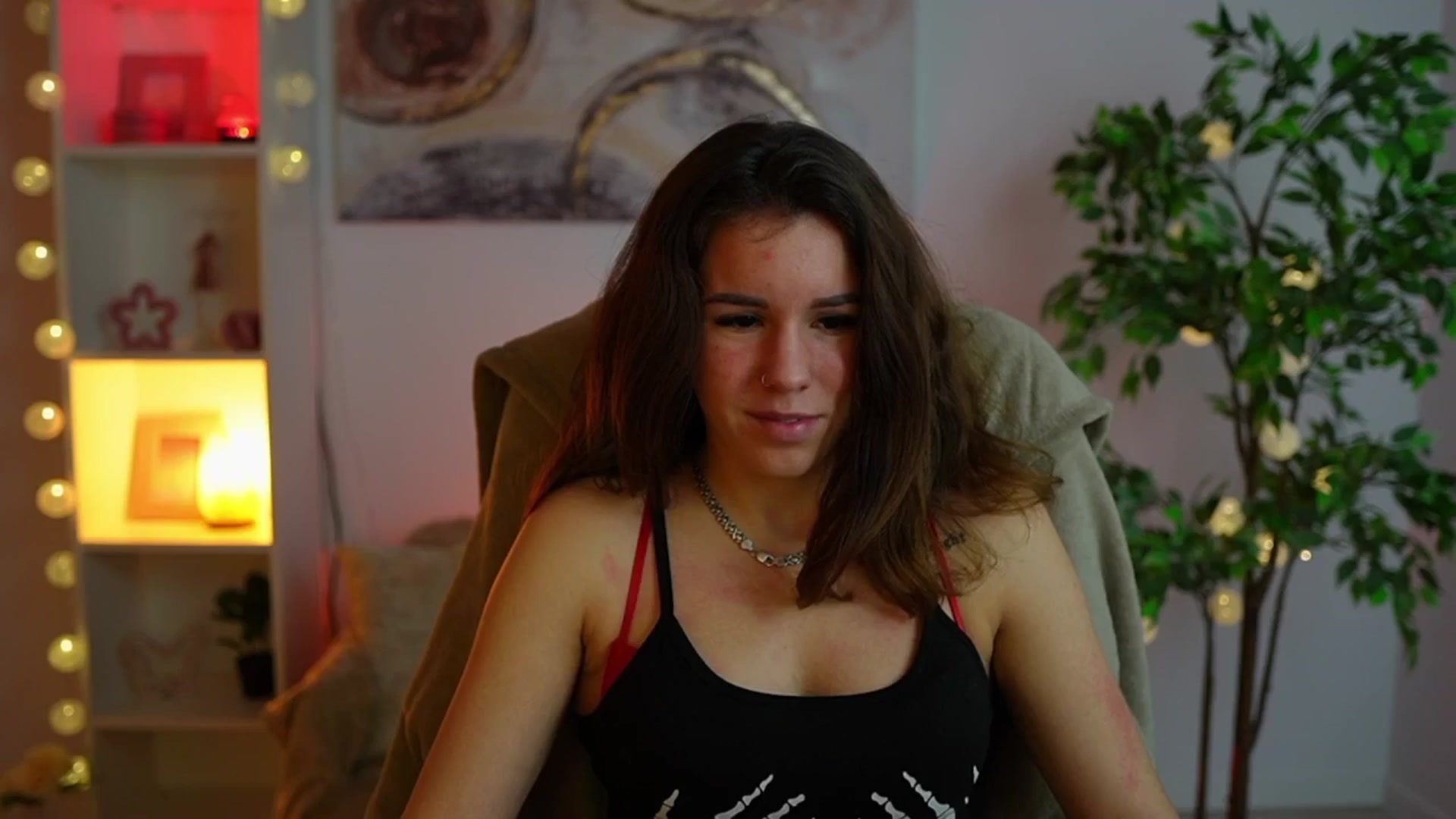 Gallery image thumbnail from Alyssa_Hall's myfreecams stream on, 01/23/2025, 15:56 image 10 of 20