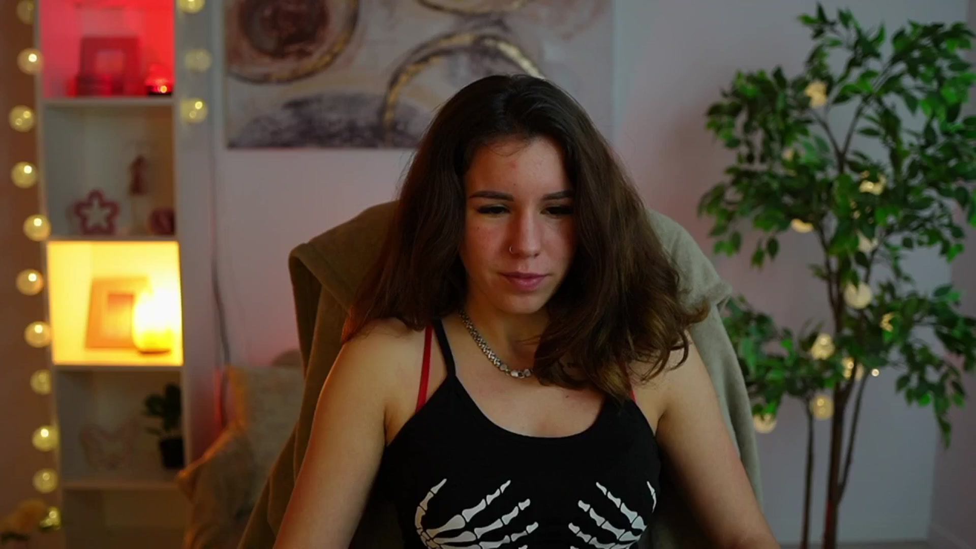 Gallery image thumbnail from Alyssa_Hall's myfreecams stream on, 01/23/2025, 15:56 image 15 of 20