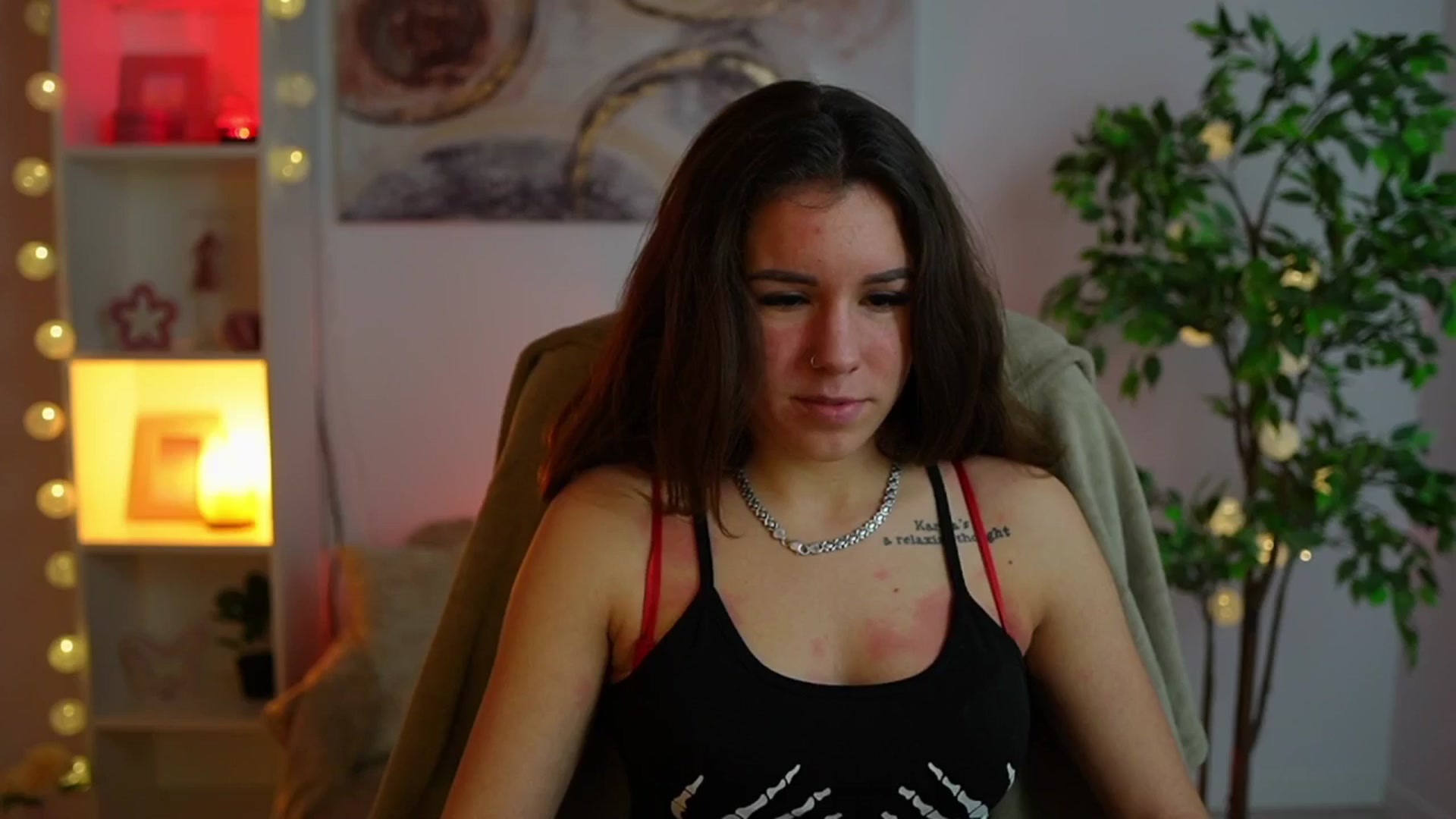 Gallery image thumbnail from Alyssa_Hall's myfreecams stream on, 01/23/2025, 15:56 image 1 of 20