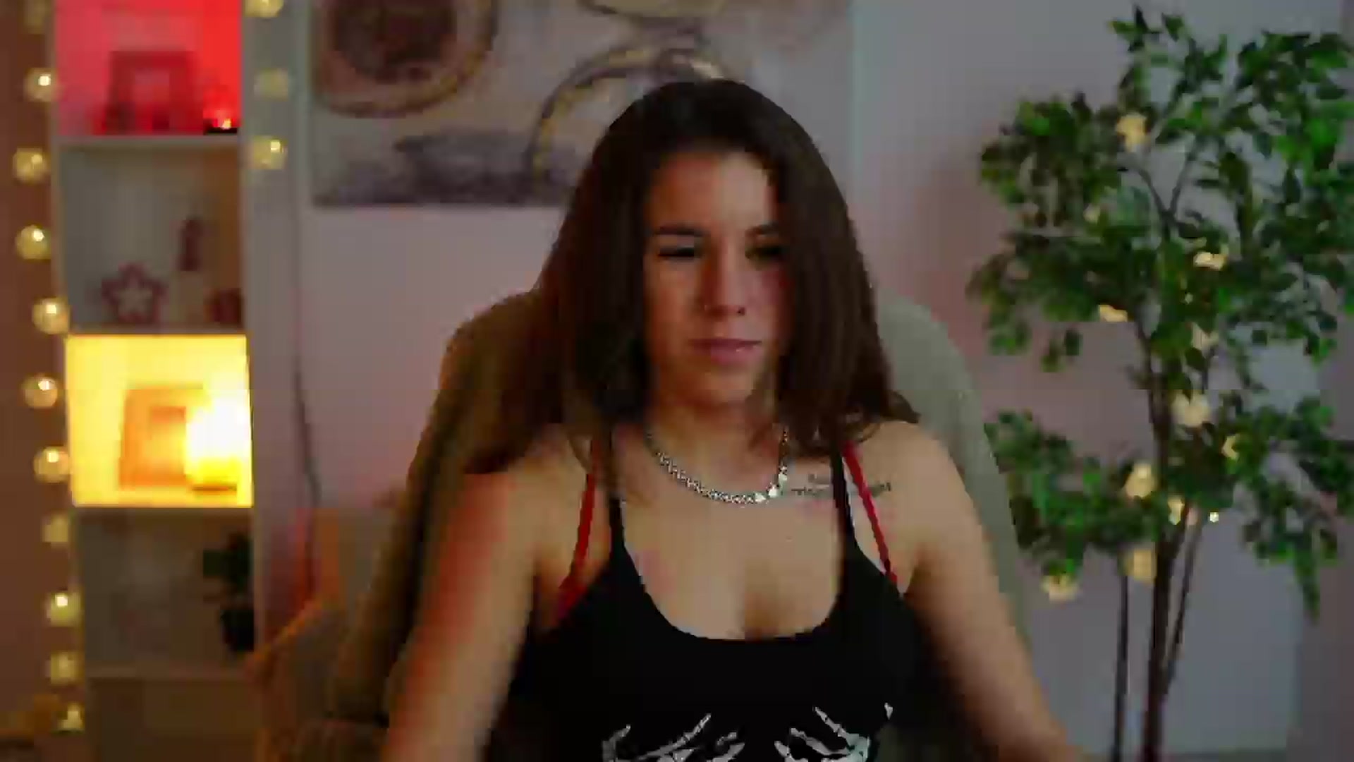 Gallery image thumbnail from Alyssa_Hall's myfreecams stream on, 01/23/2025, 19:03 image 2 of 20