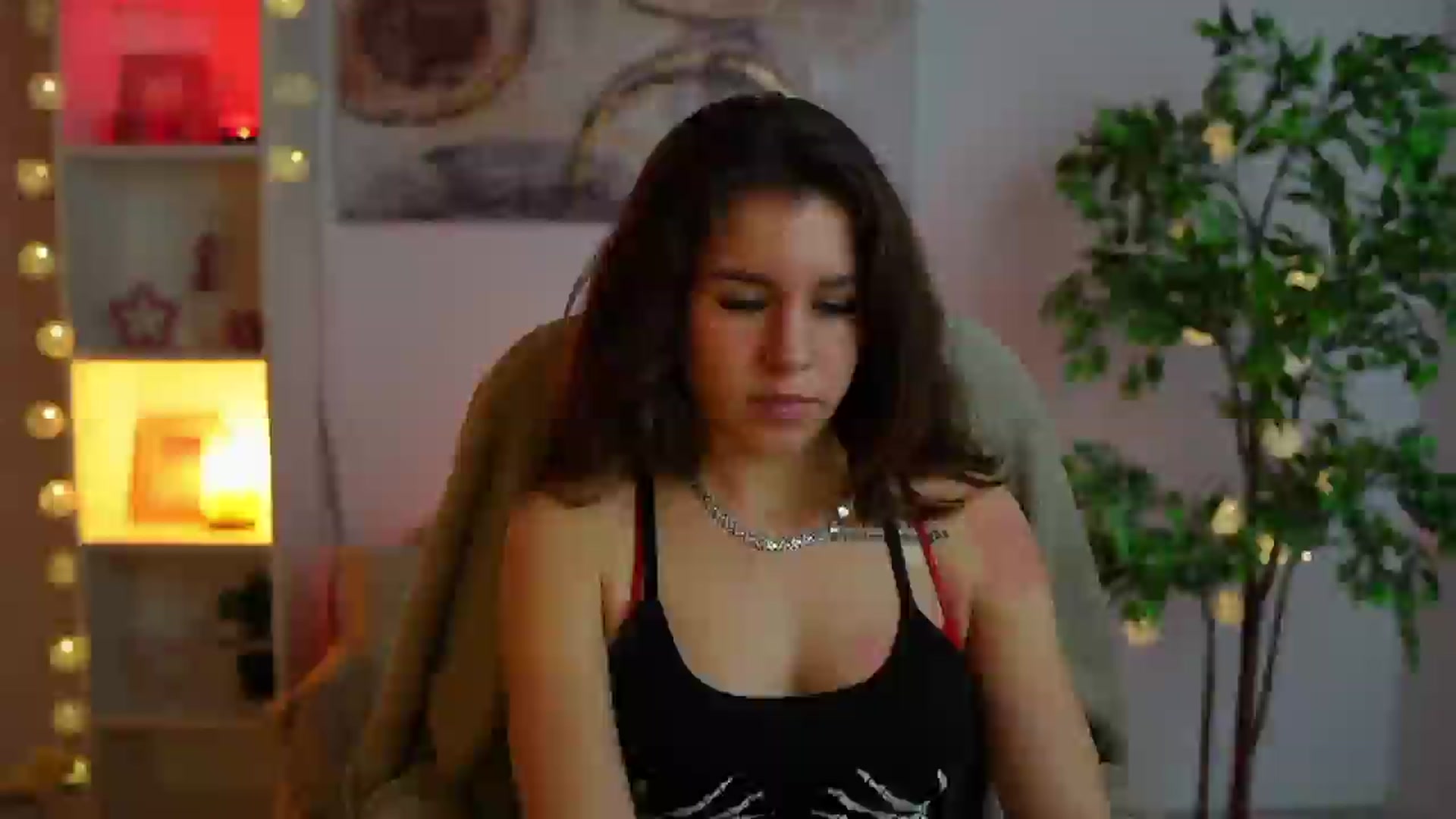 Gallery image thumbnail from Alyssa_Hall's myfreecams stream on, 01/23/2025, 19:03 image 20 of 20