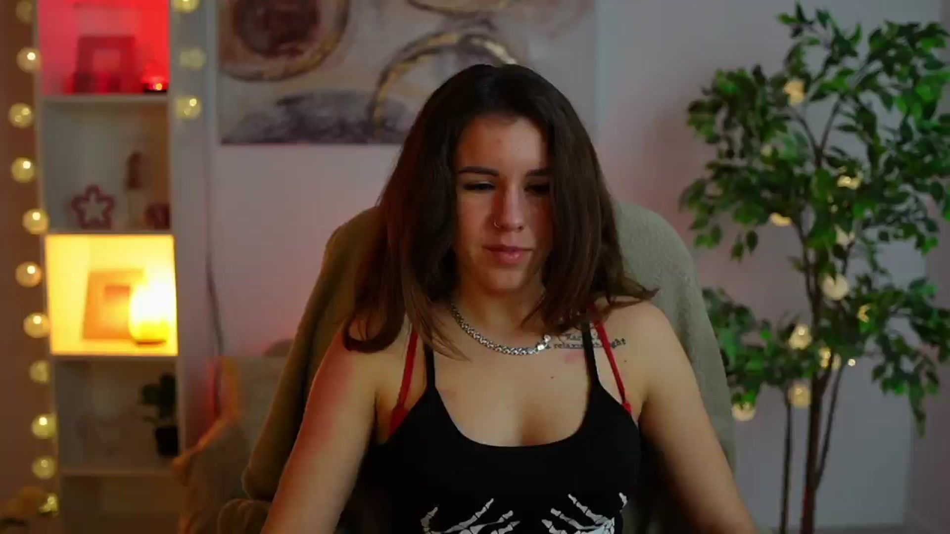 Gallery image thumbnail from Alyssa_Hall's myfreecams stream on, 01/23/2025, 19:03 image 3 of 20