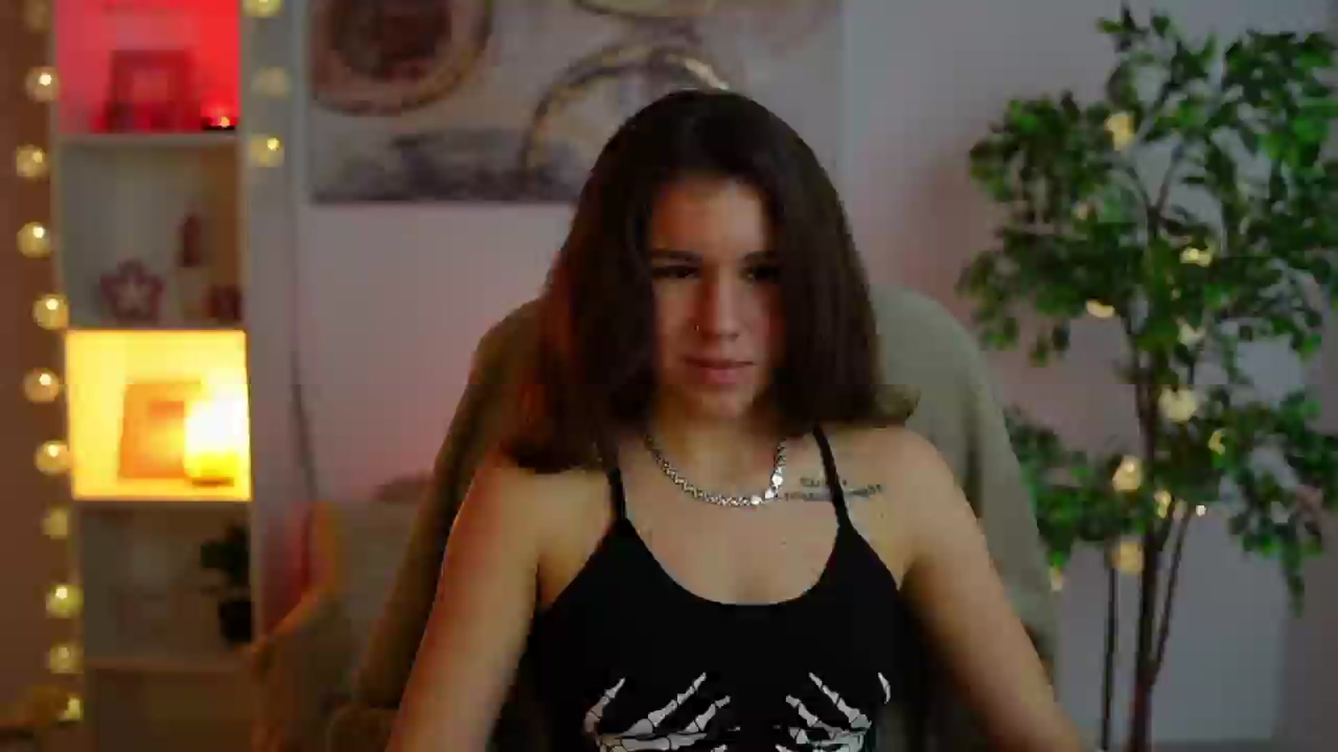 Gallery image thumbnail from Alyssa_Hall's myfreecams stream on, 01/23/2025, 19:03 image 7 of 20