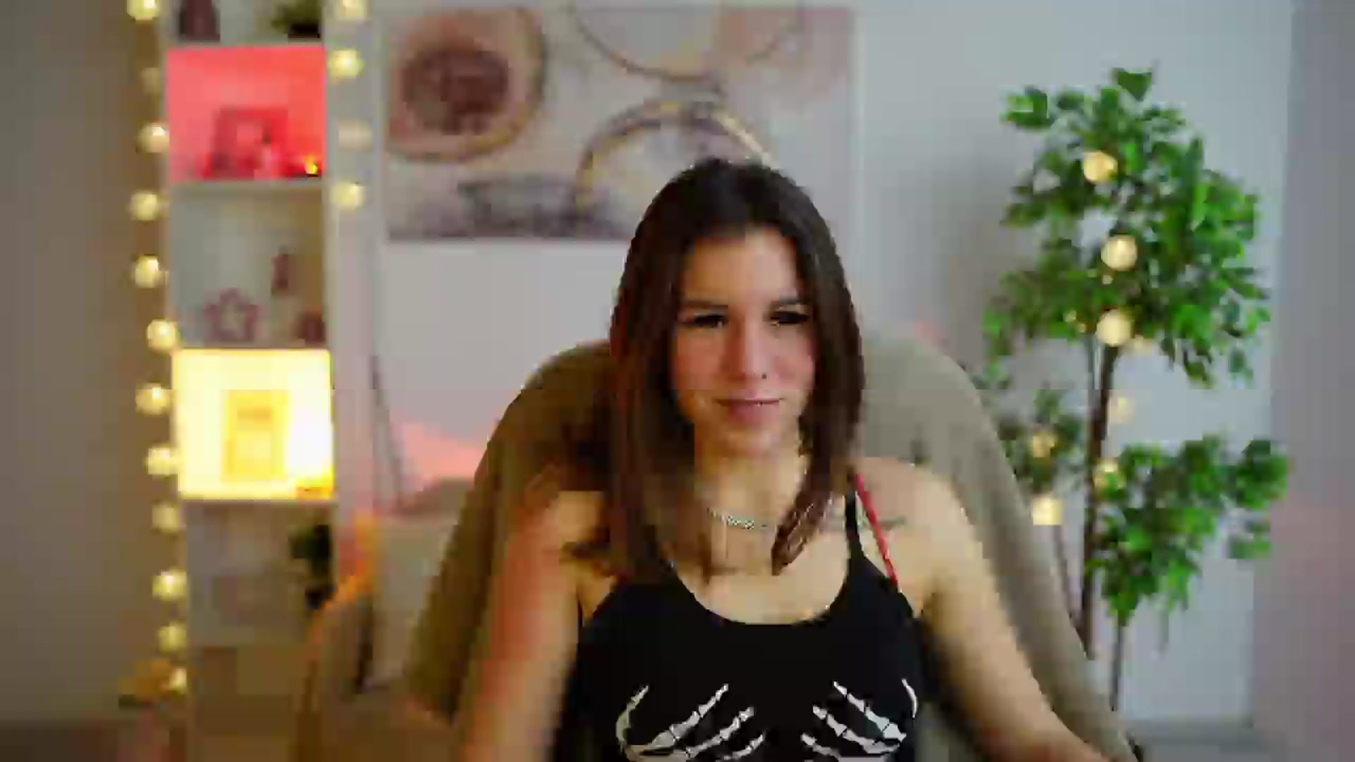 Gallery image thumbnail from Alyssa_Hall's myfreecams stream on, 01/30/2025, 17:54 image 14 of 20